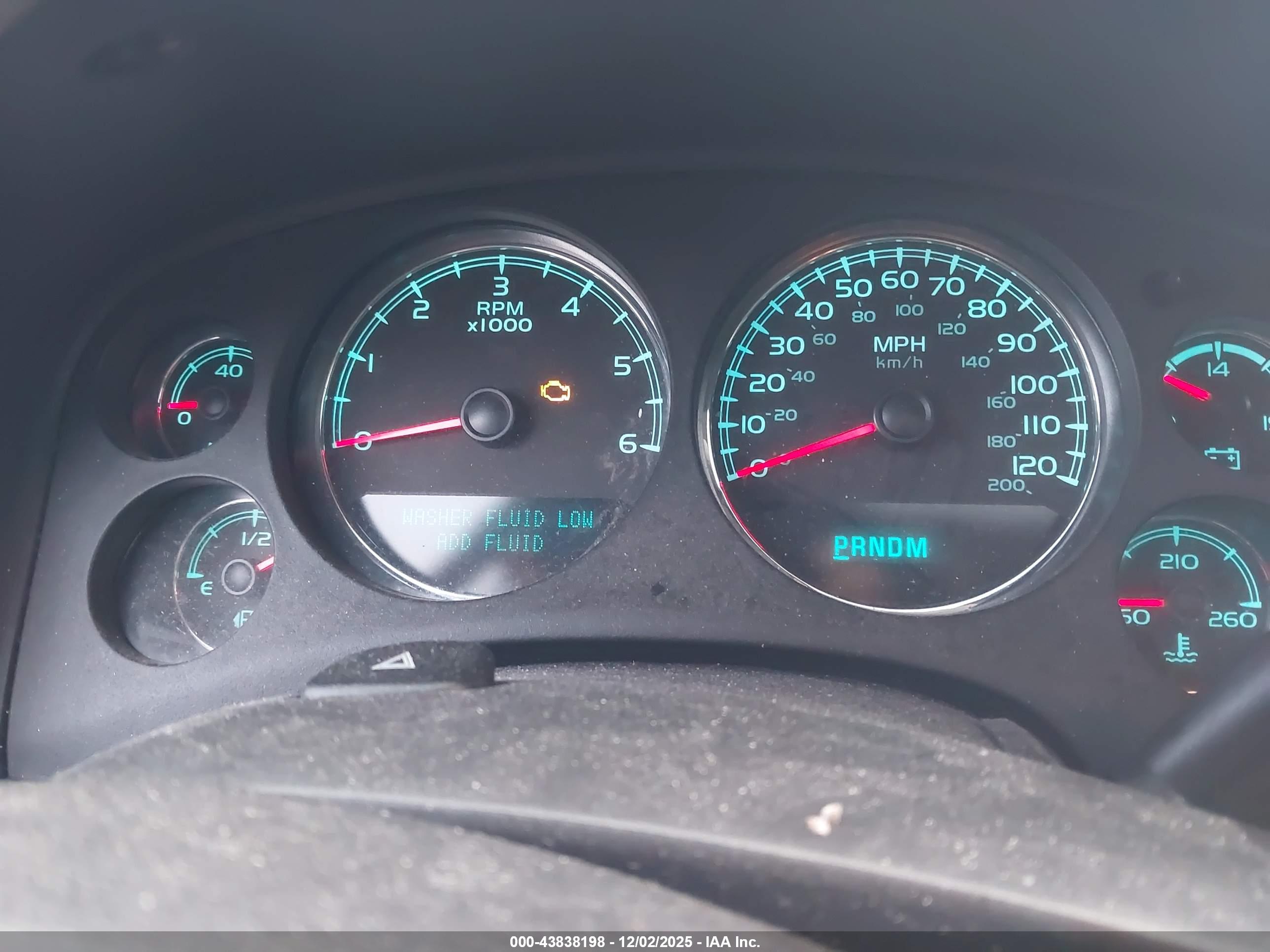 GMC YUKON image 7