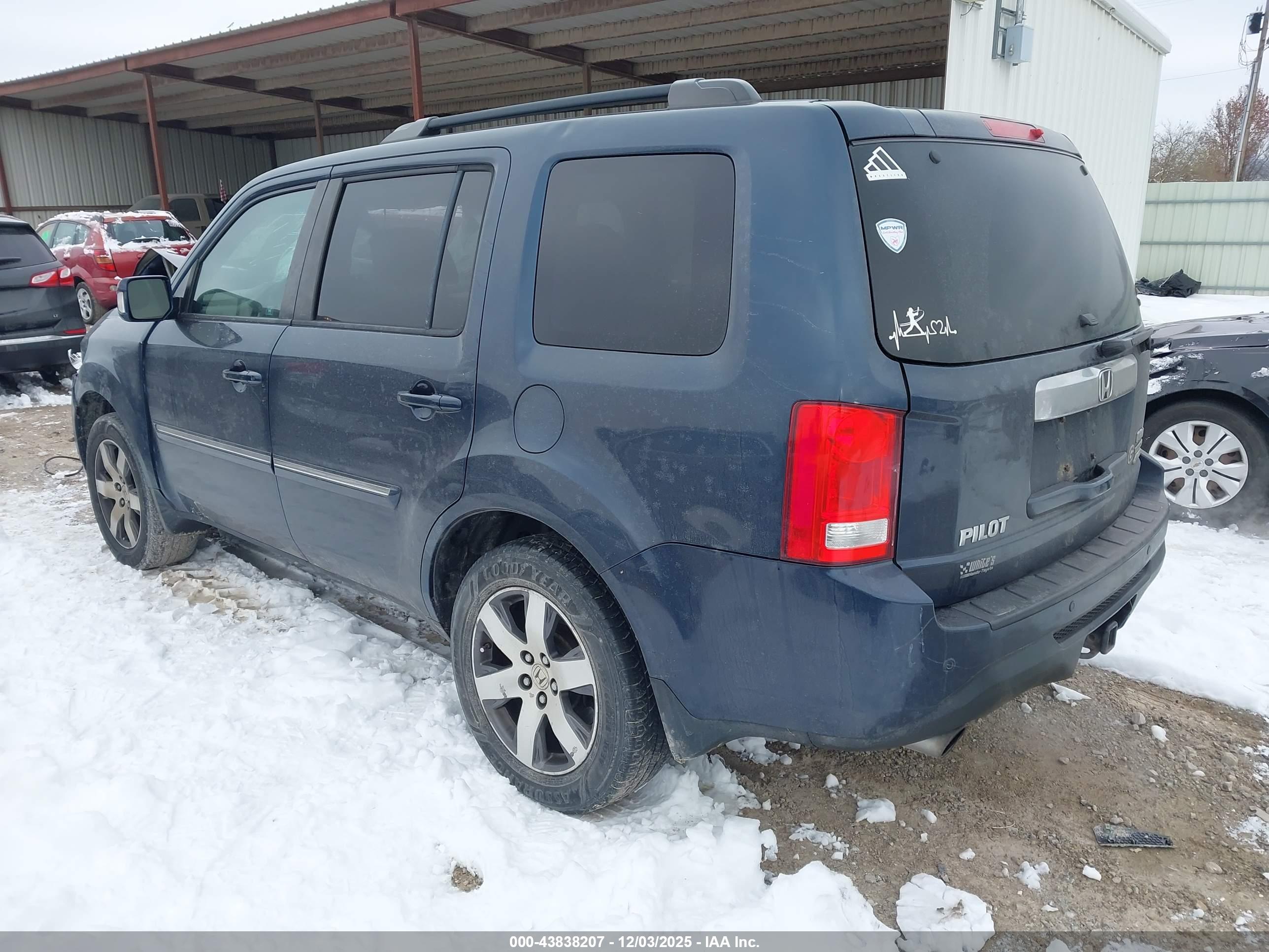 HONDA PILOT image 3