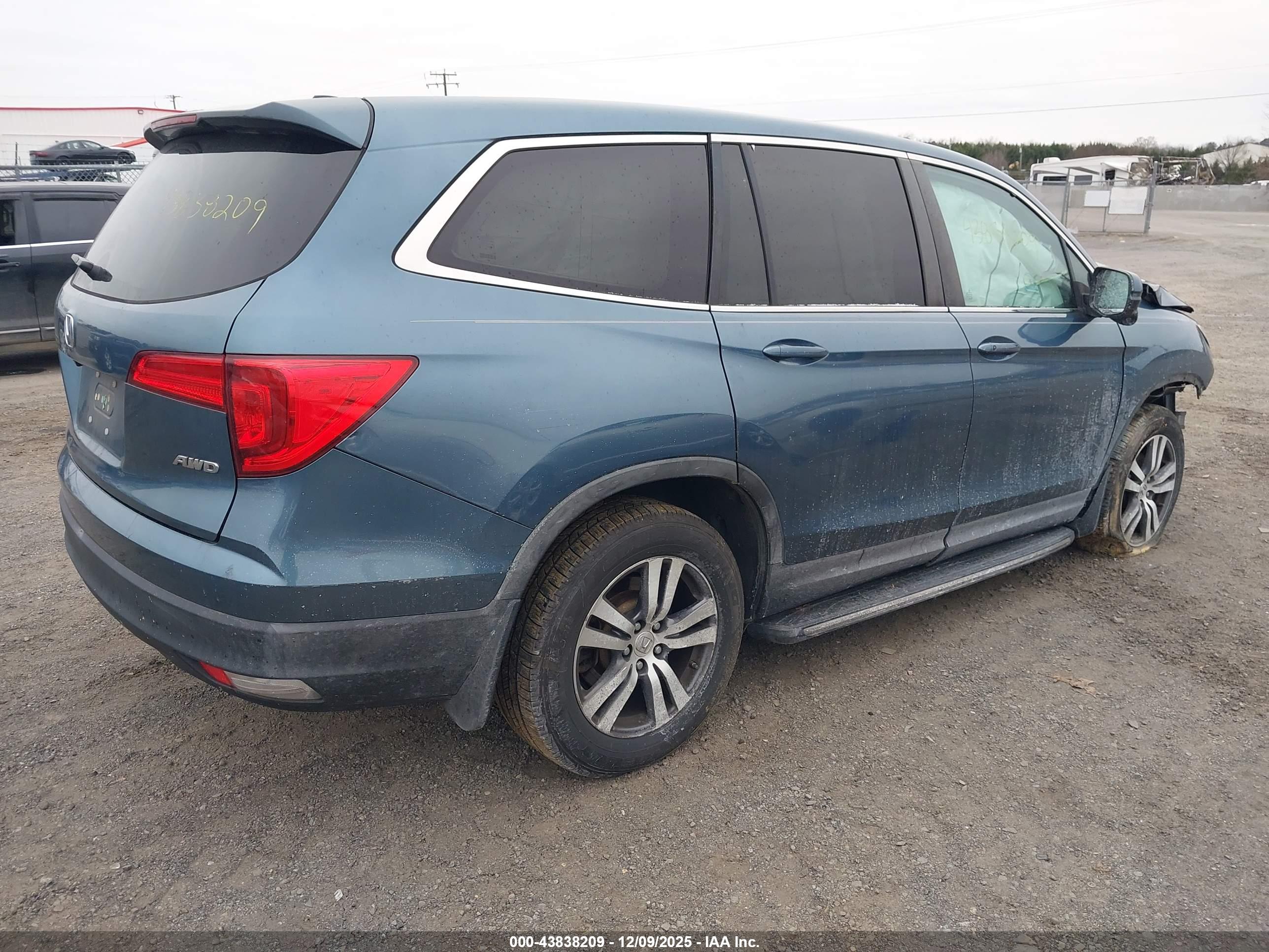 HONDA PILOT image 4