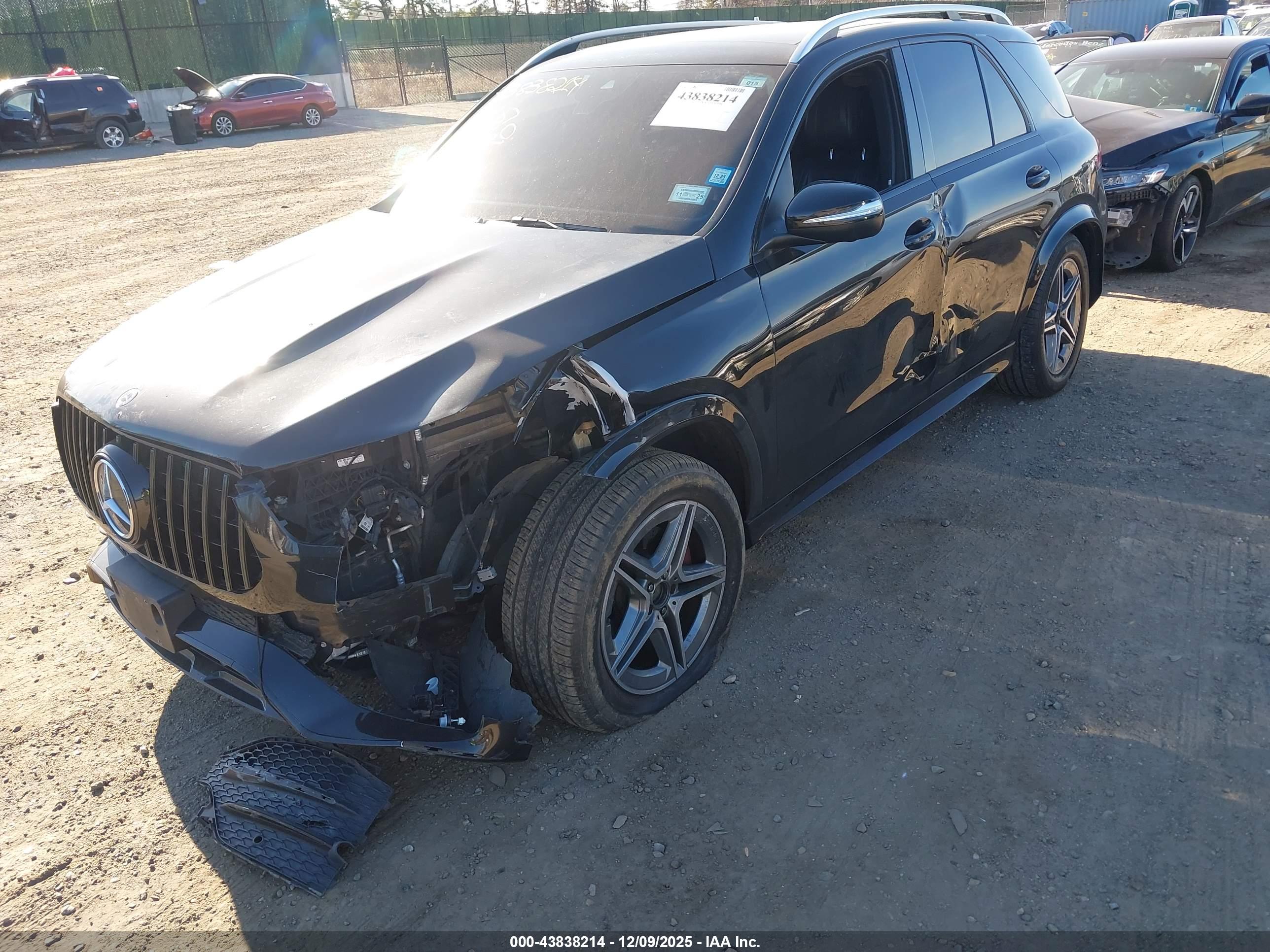 MERCEDES-BENZ GLE image 2