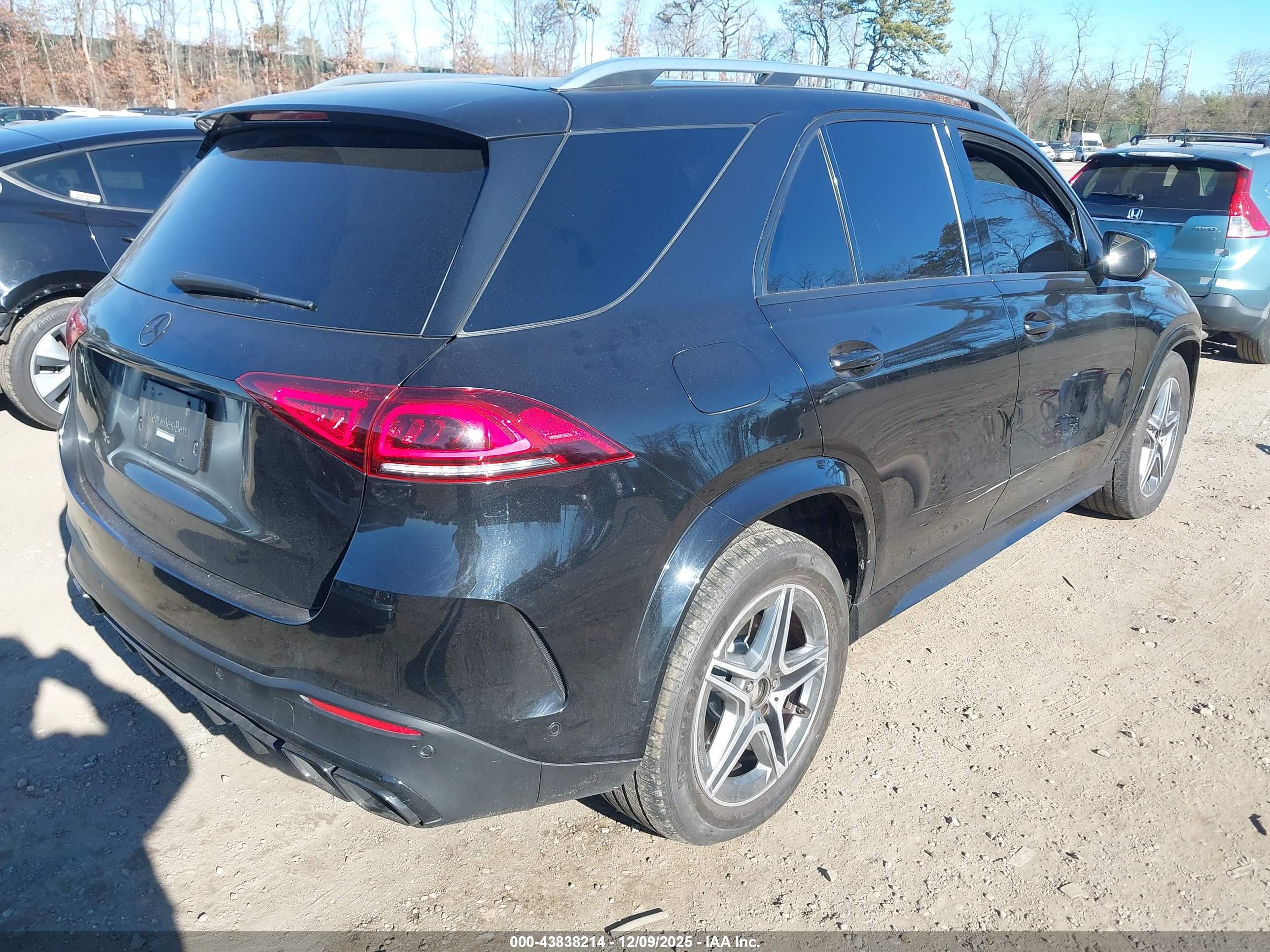 MERCEDES-BENZ GLE image 4