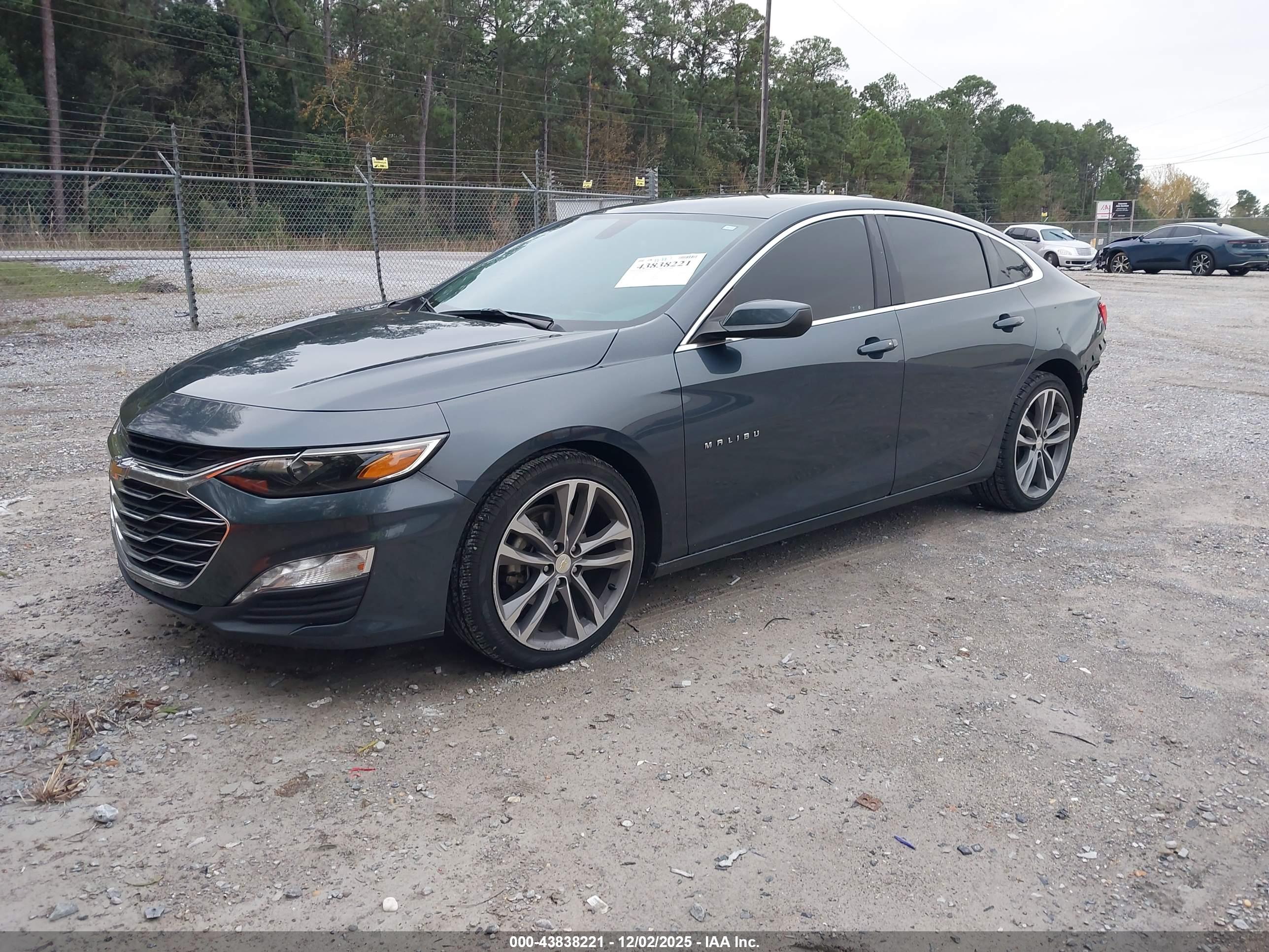 CHEVROLET MALIBU image 2