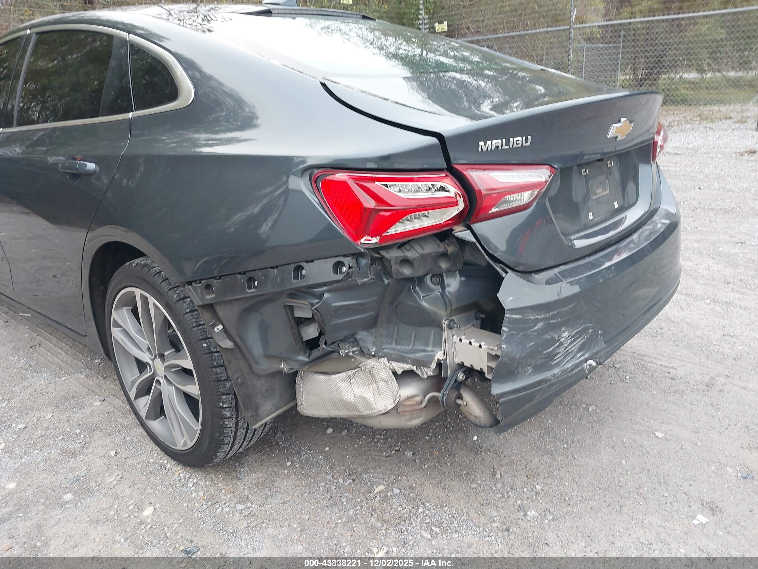 CHEVROLET MALIBU image 6