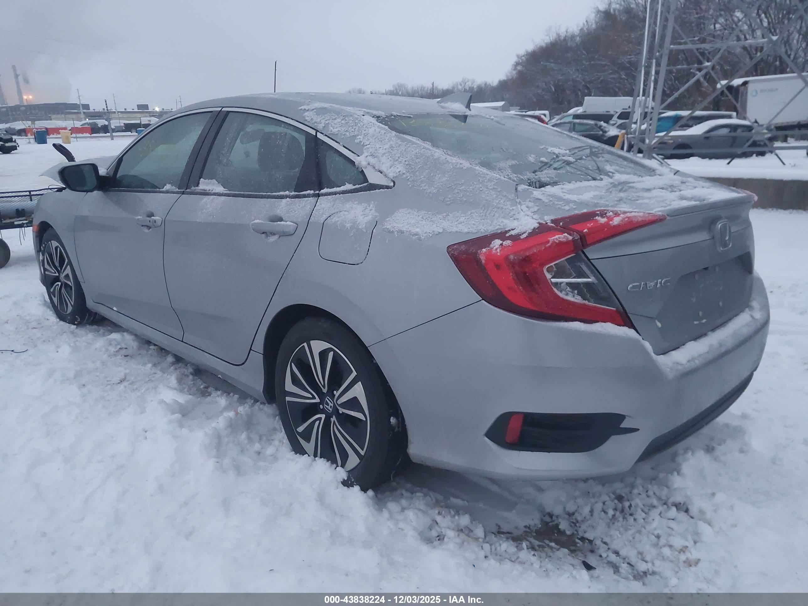 HONDA CIVIC image 3