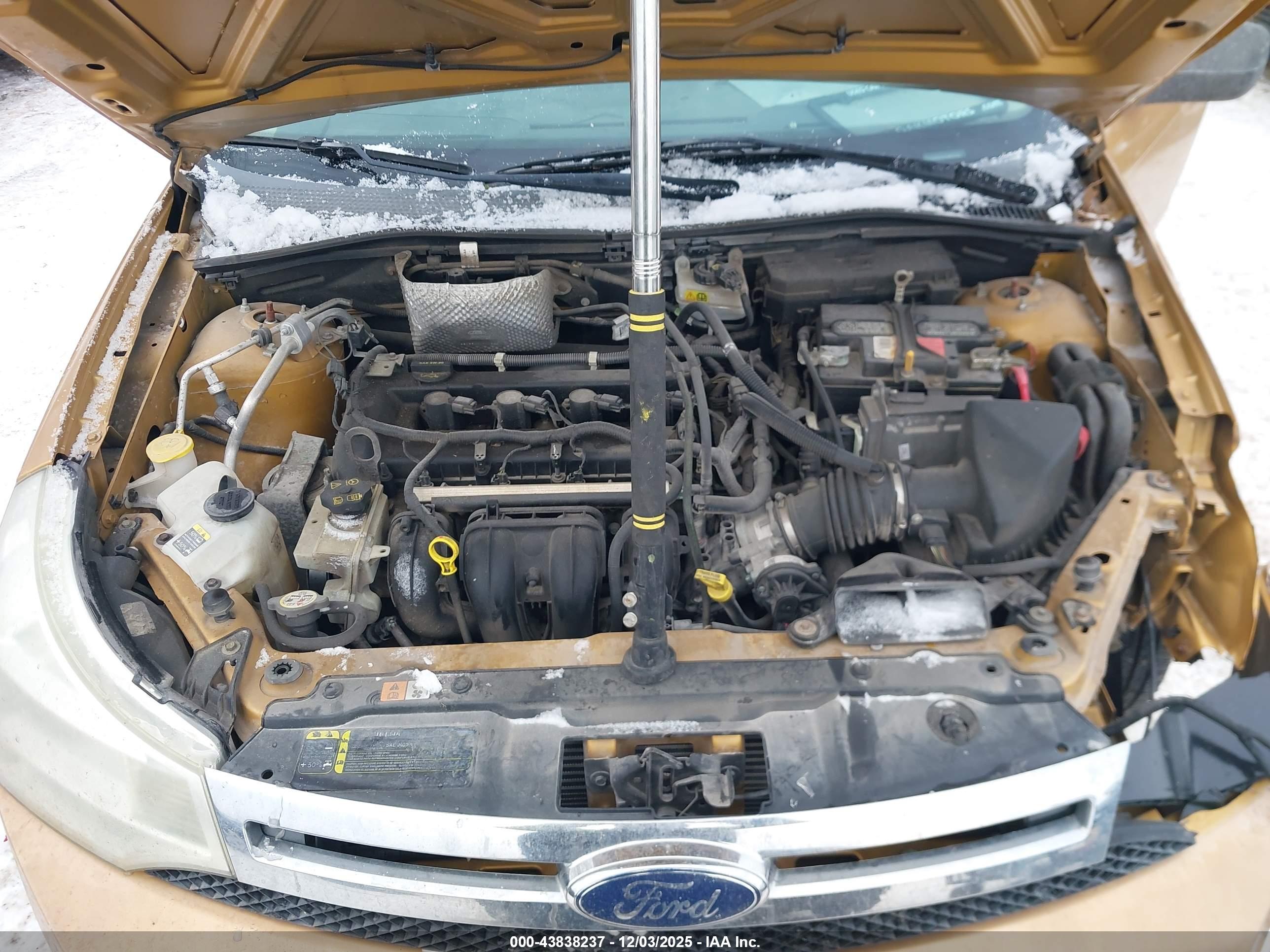 FORD FOCUS image 10