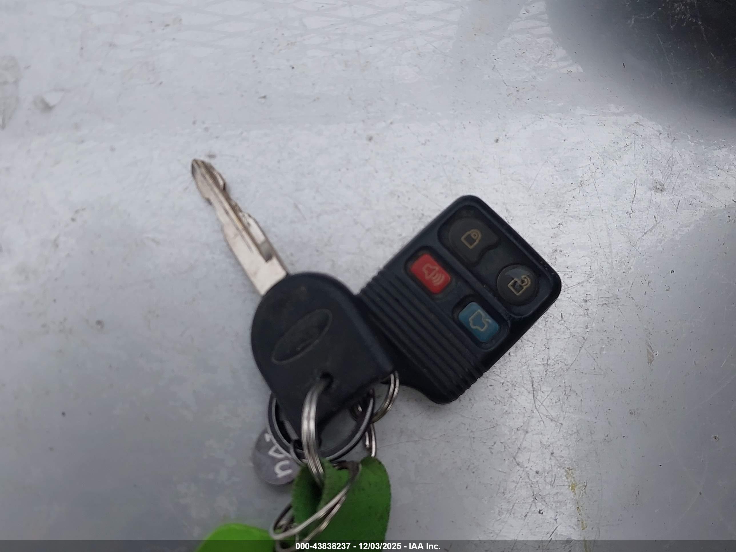 FORD FOCUS image 11