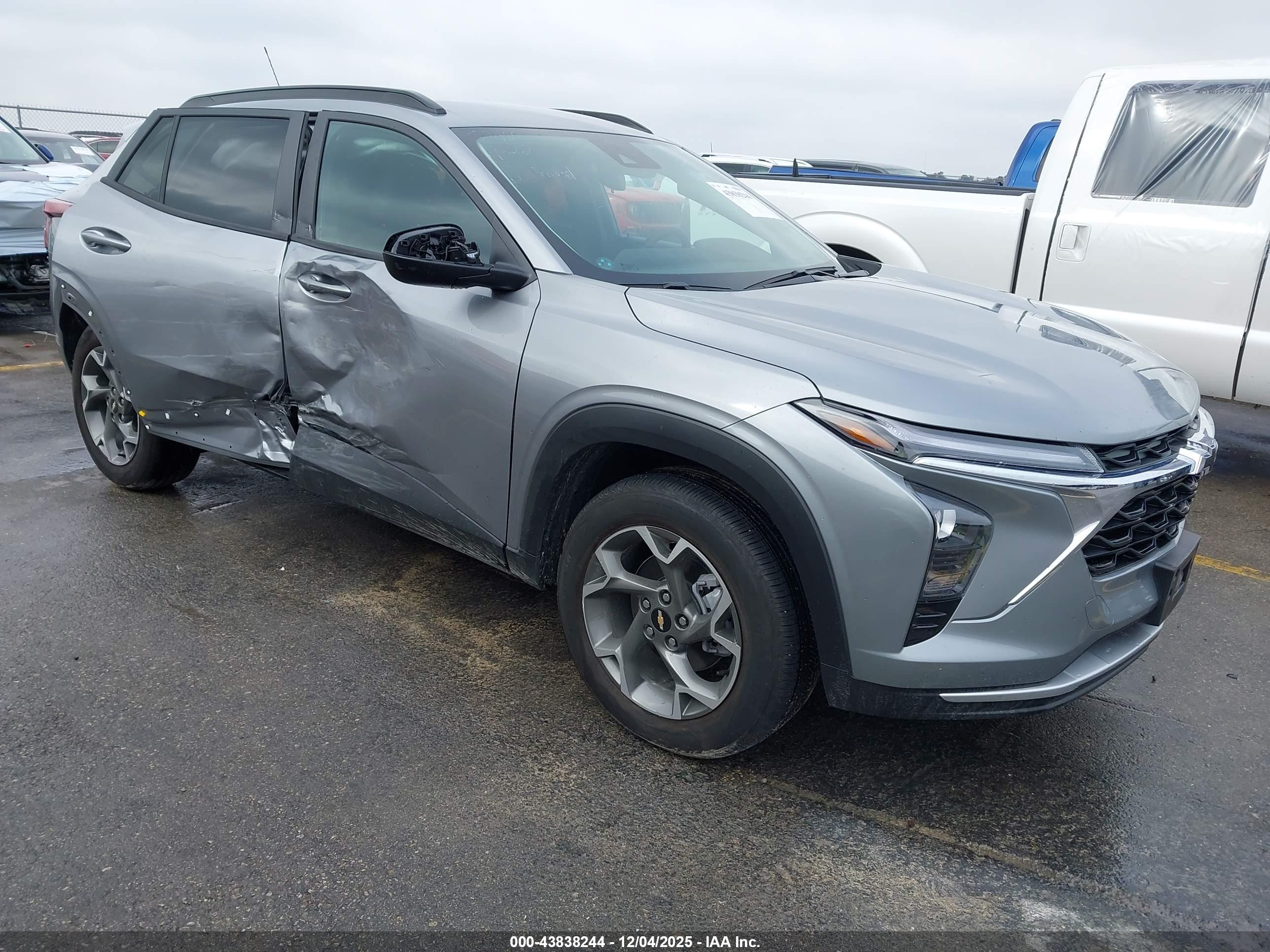 CHEVROLET TRAX image 6