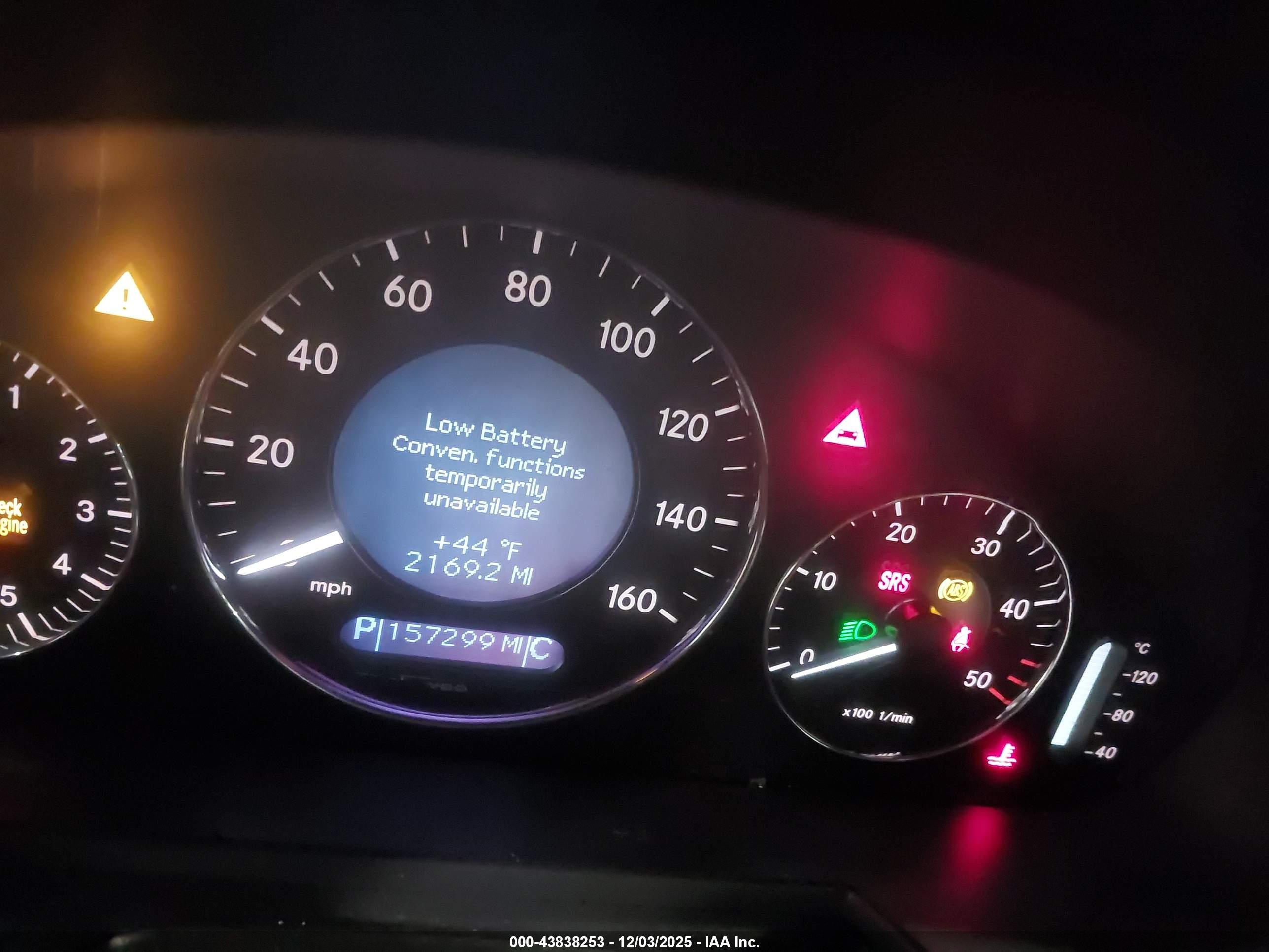 MERCEDES-BENZ E image 7