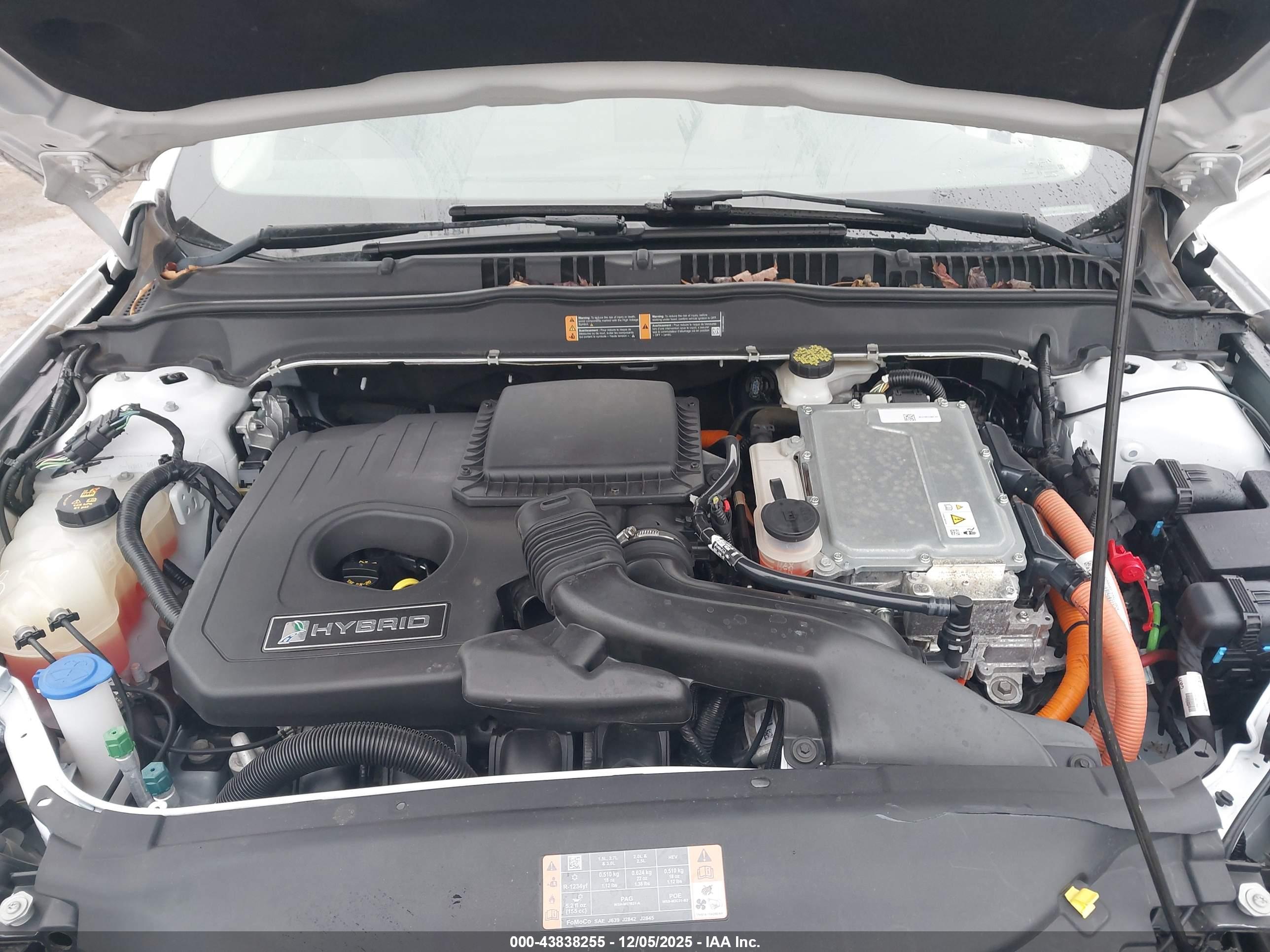 FORD FUSION image 10