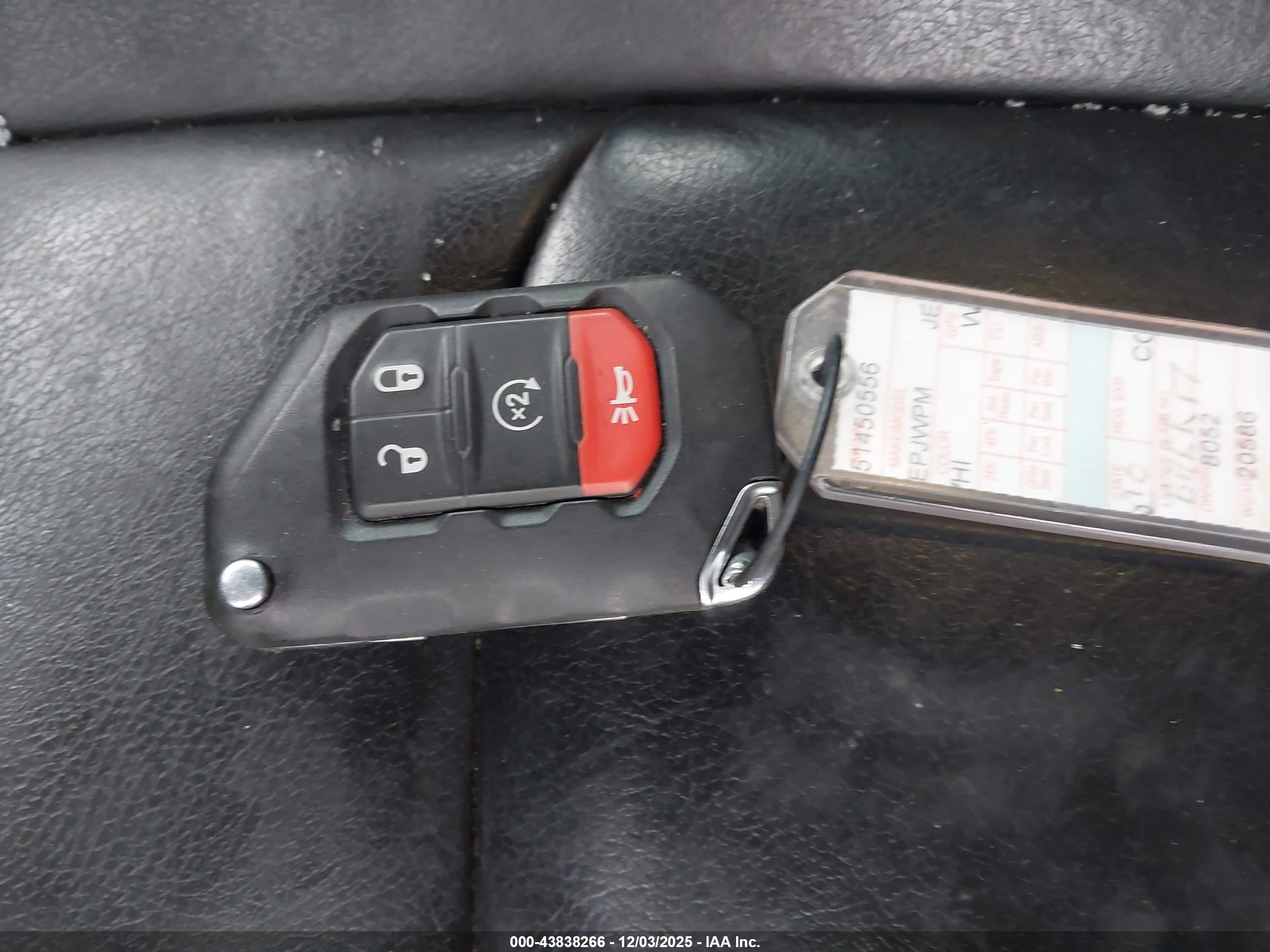 JEEP WRANGLER image 11