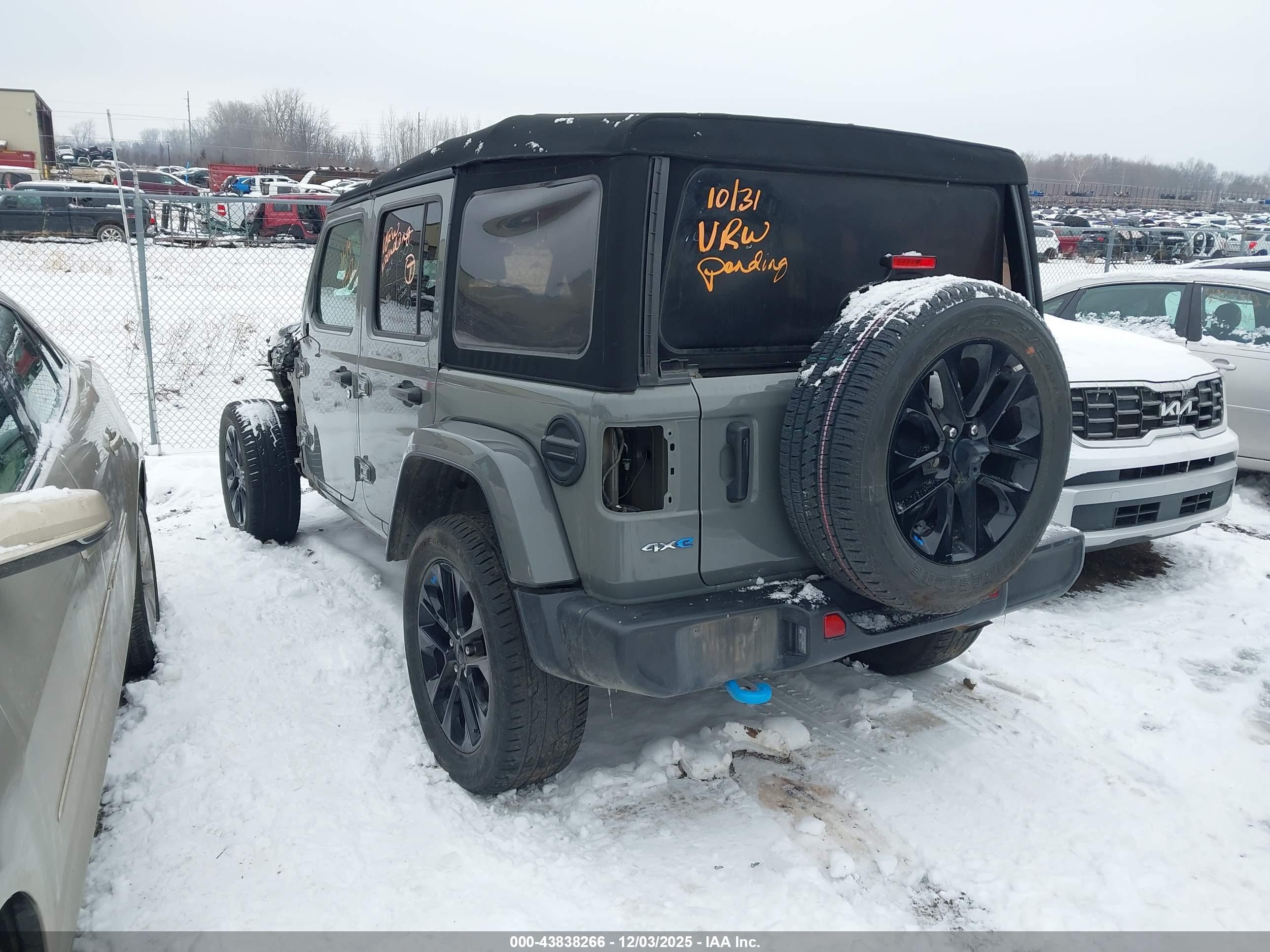 JEEP WRANGLER image 3