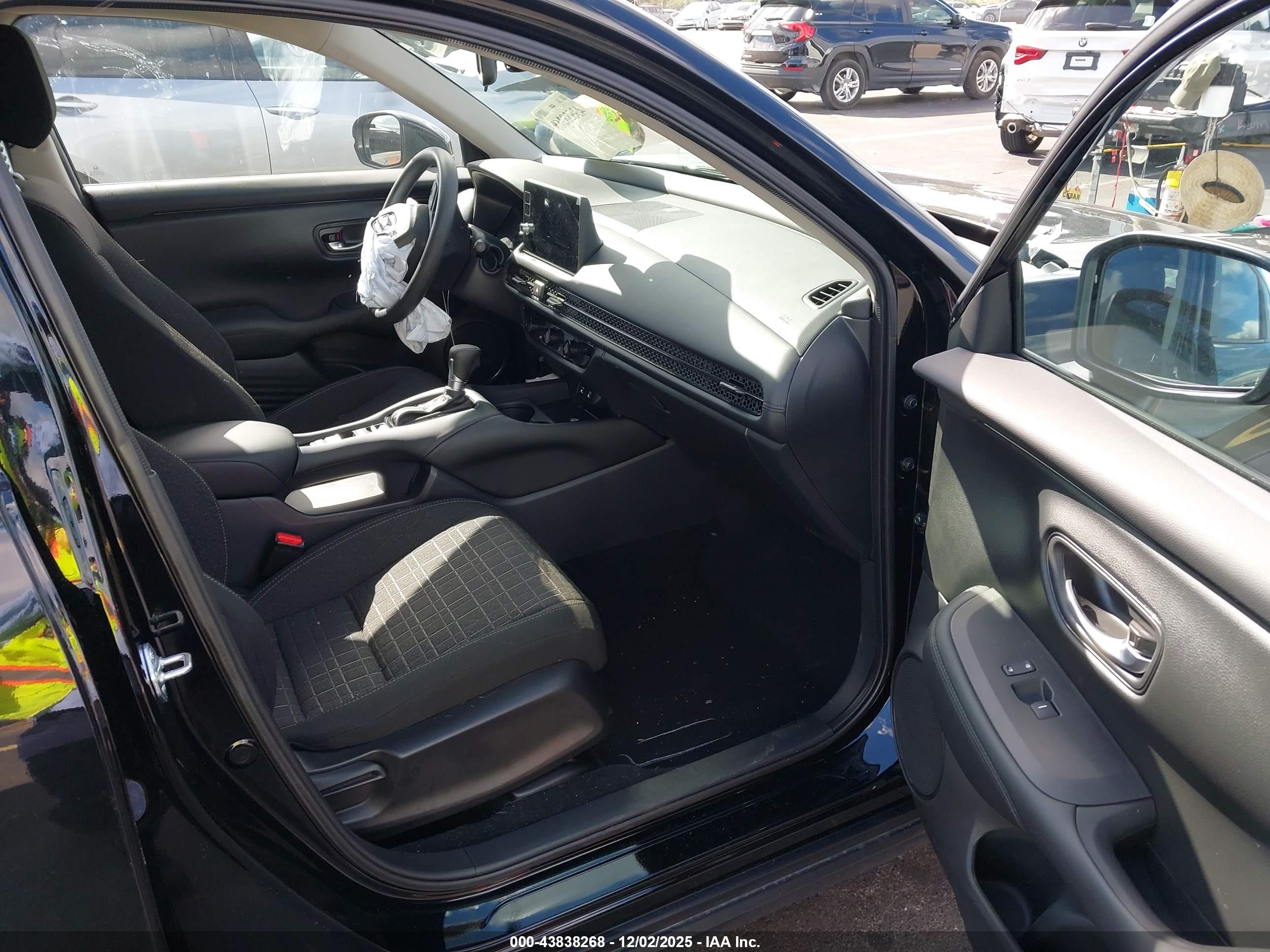 HONDA HR-V image 5
