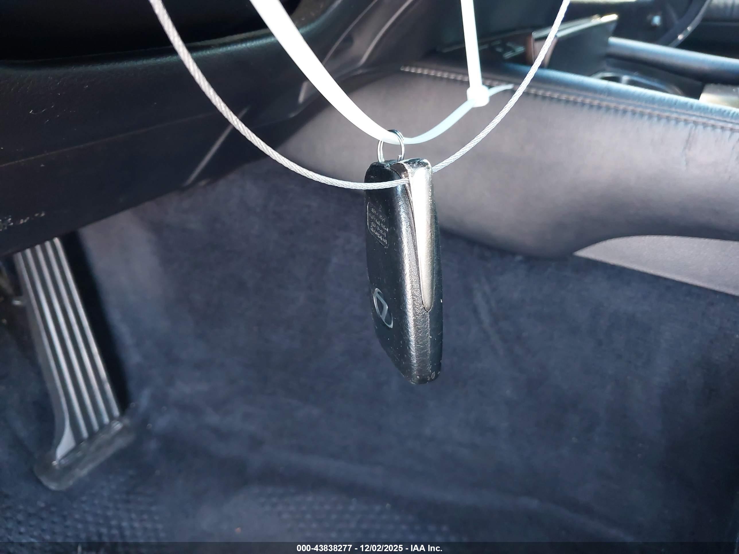 LEXUS GS image 11
