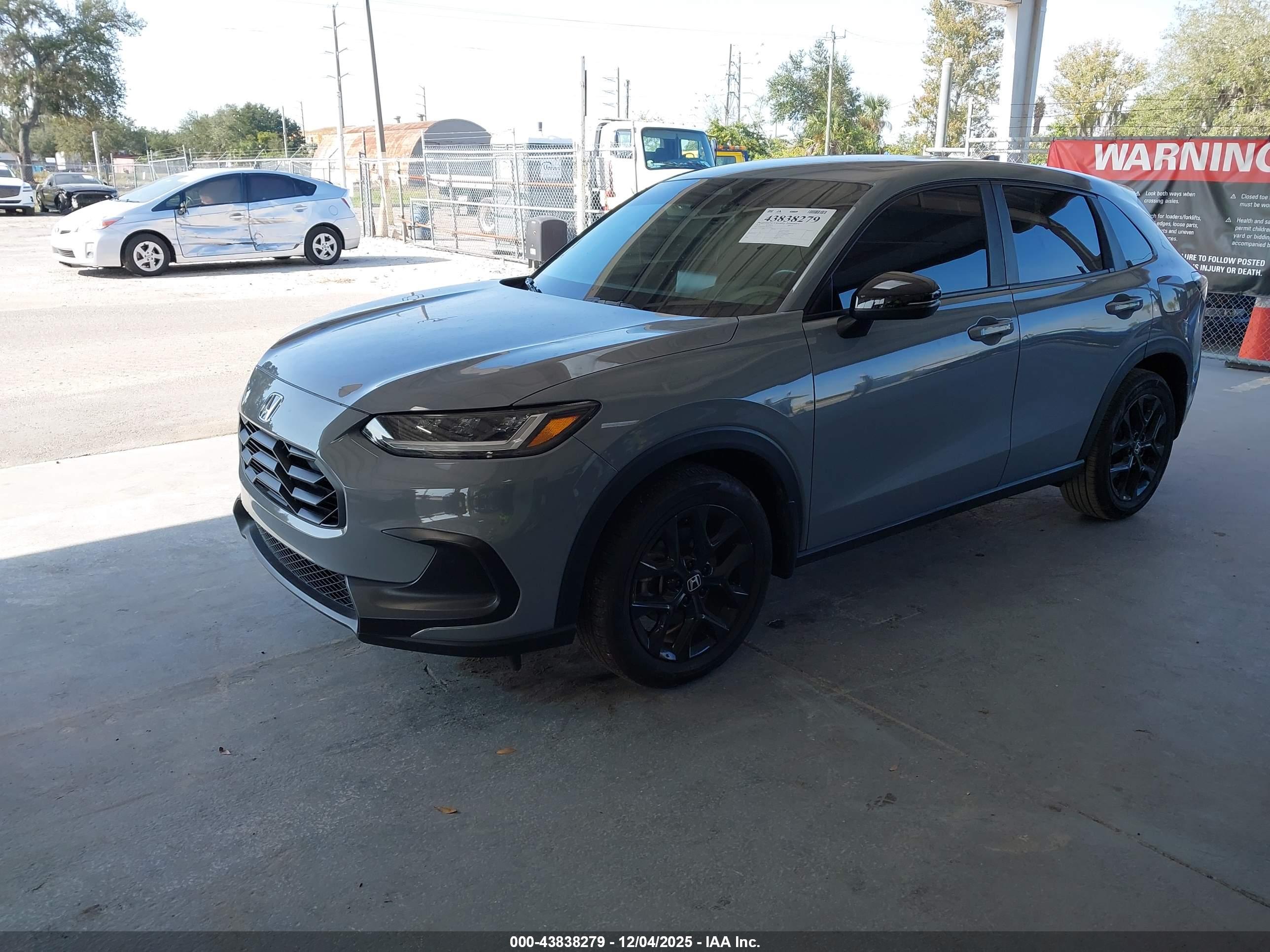HONDA HR-V image 2