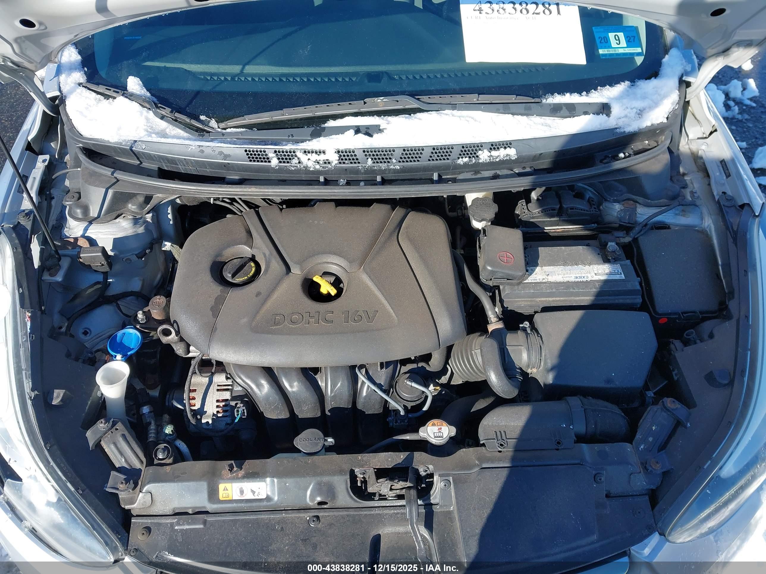 HYUNDAI ELANTRA image 10