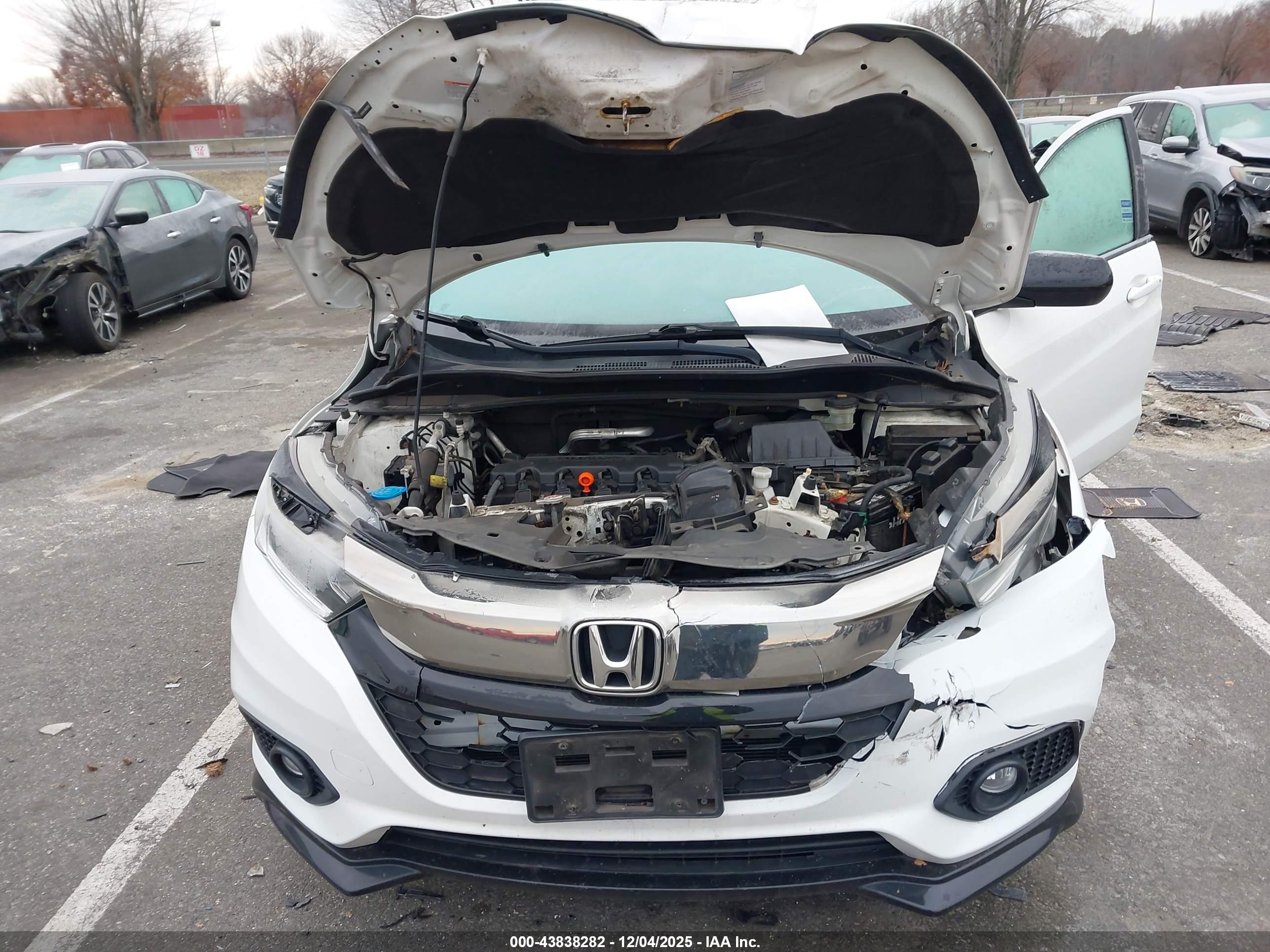 HONDA HR-V image 10