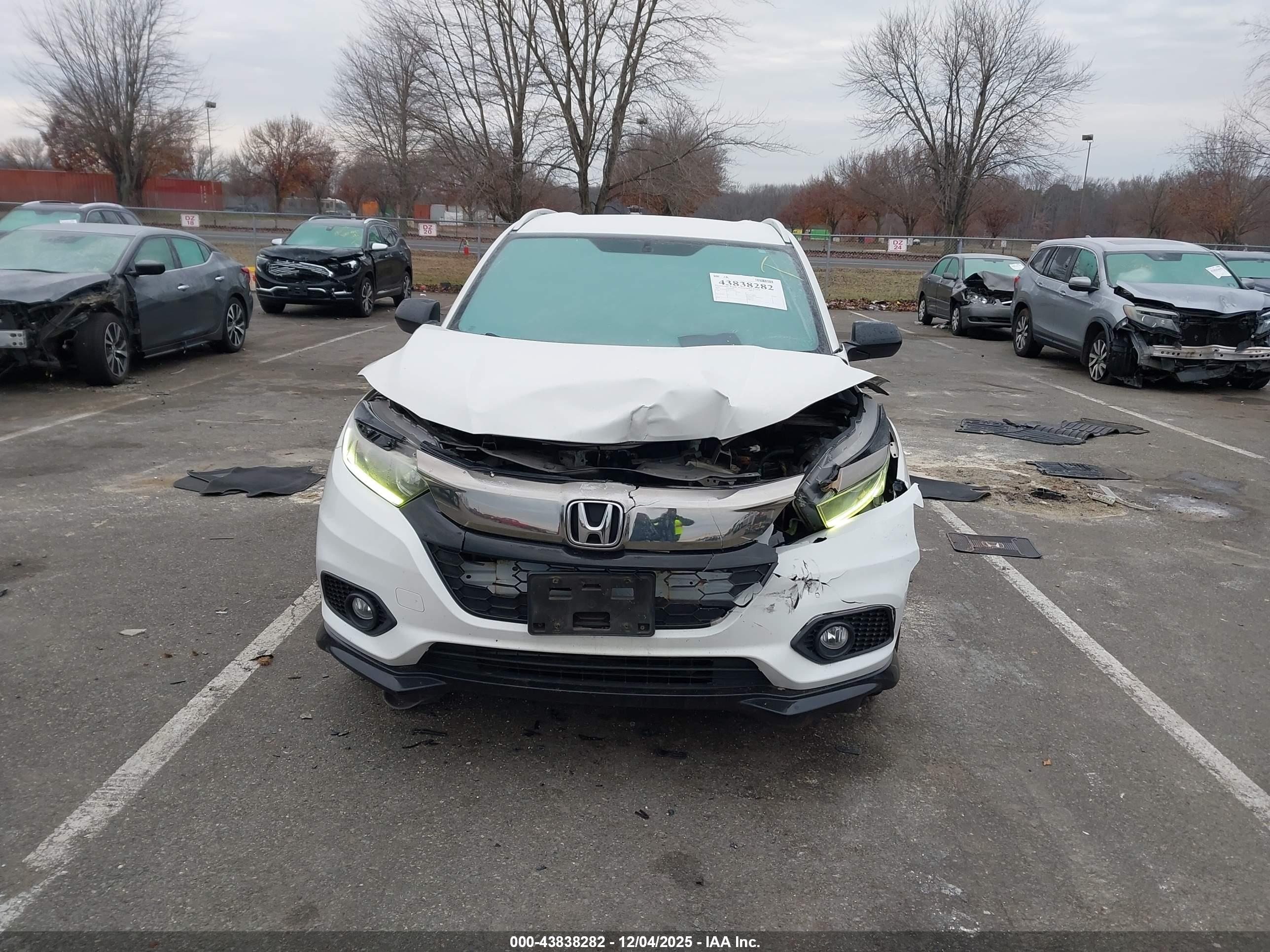 HONDA HR-V image 6