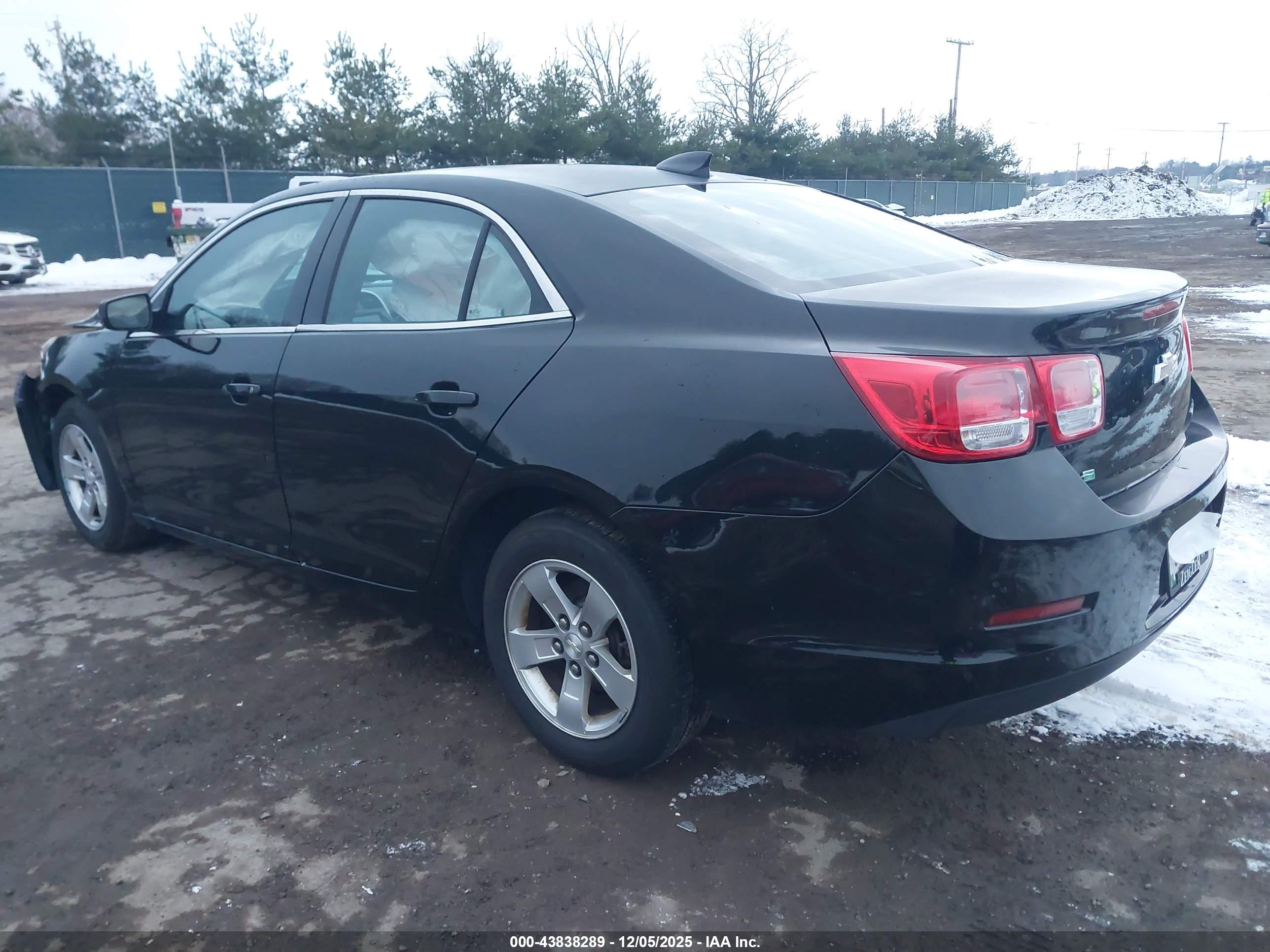 CHEVROLET MALIBU image 3