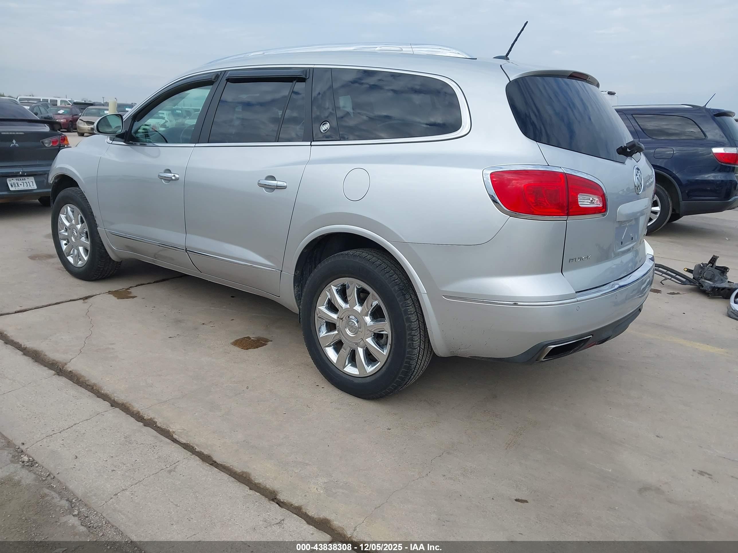 BUICK ENCLAVE image 3