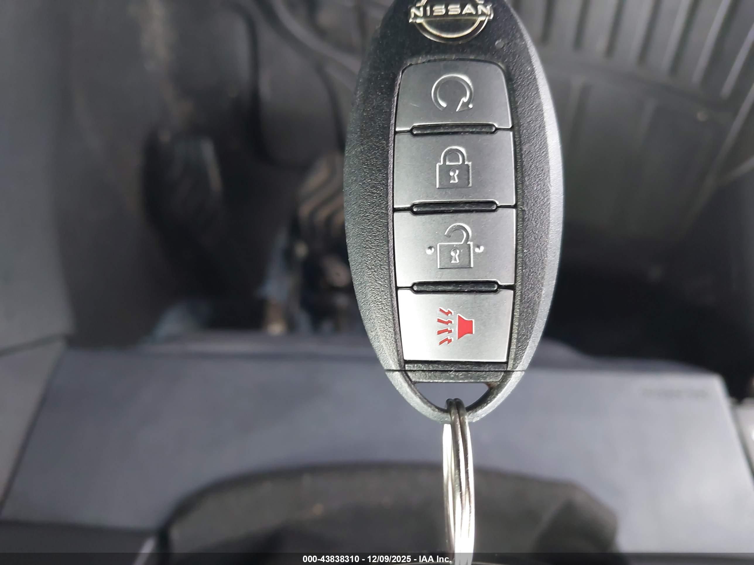NISSAN KICKS image 11