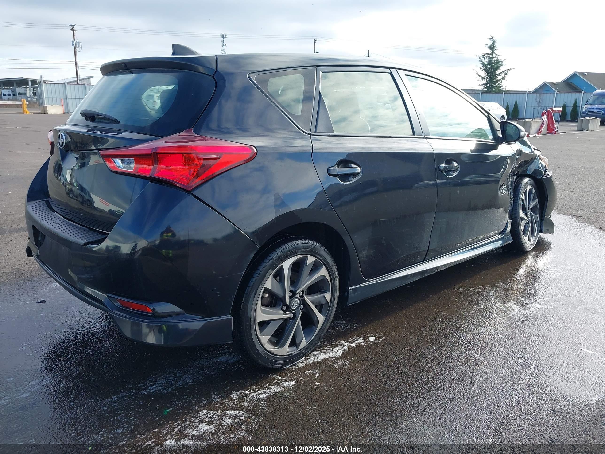 SCION IM image 4
