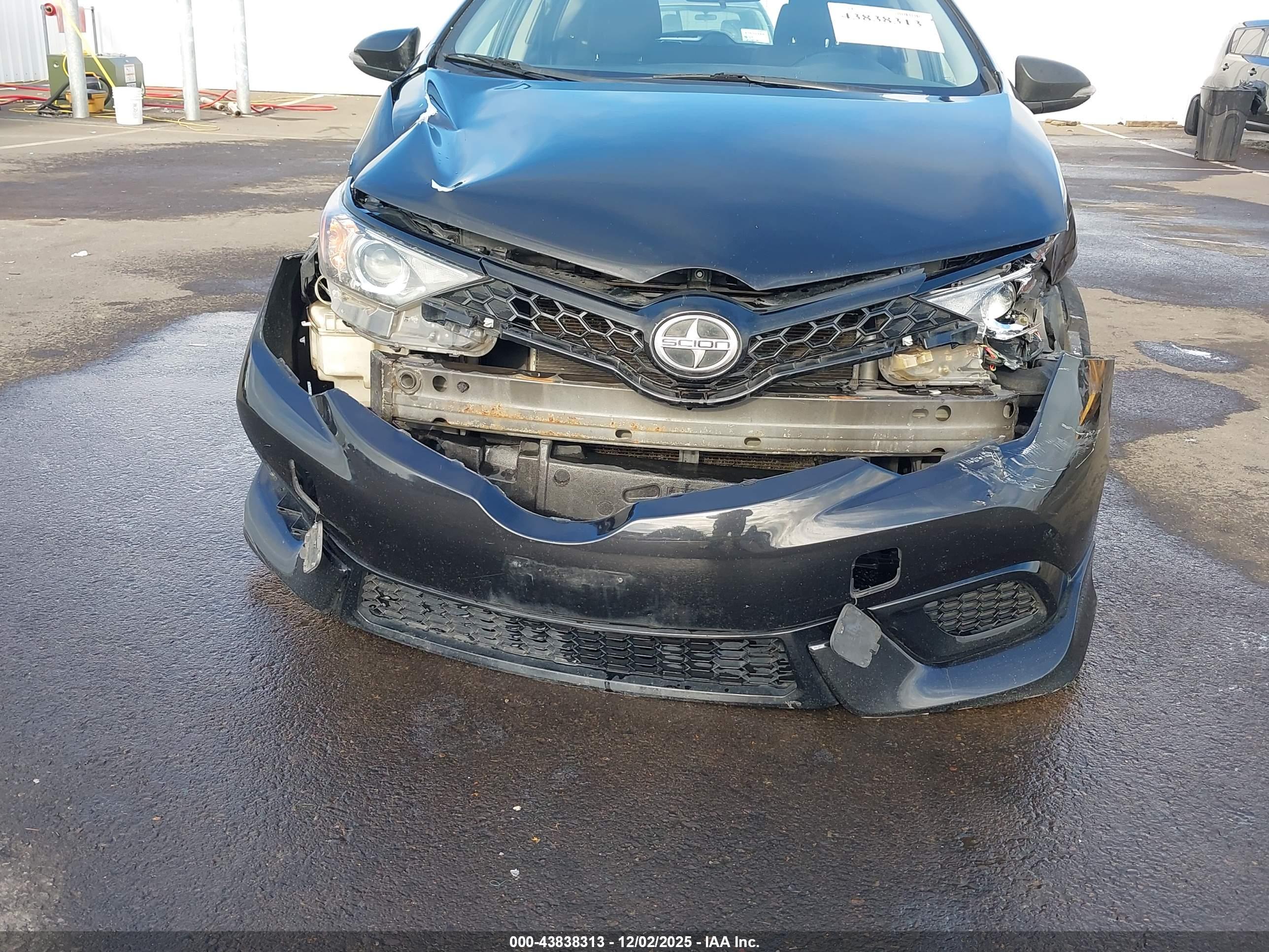 SCION IM image 6