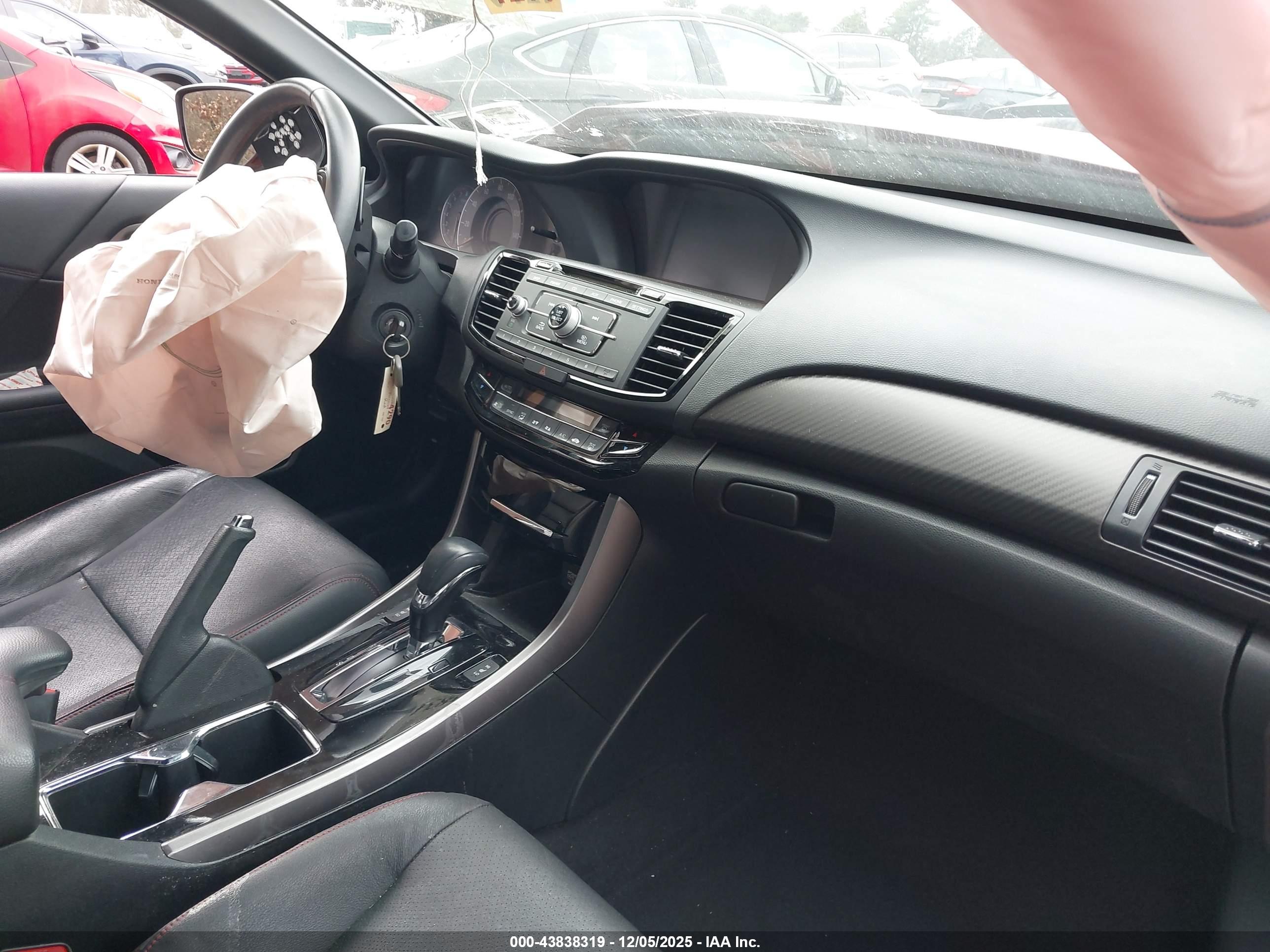 HONDA ACCORD image 5
