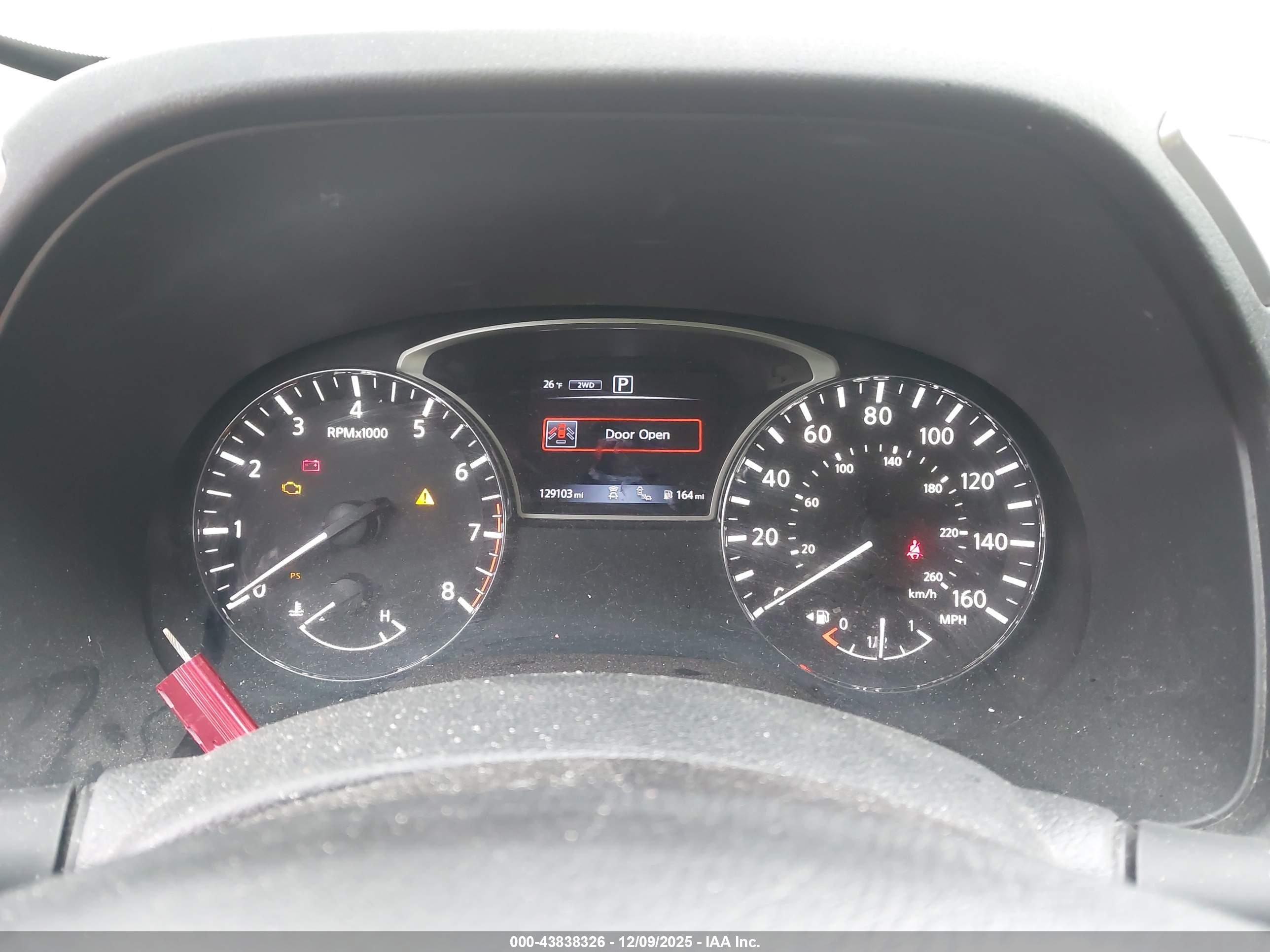 NISSAN PATHFINDER image 7