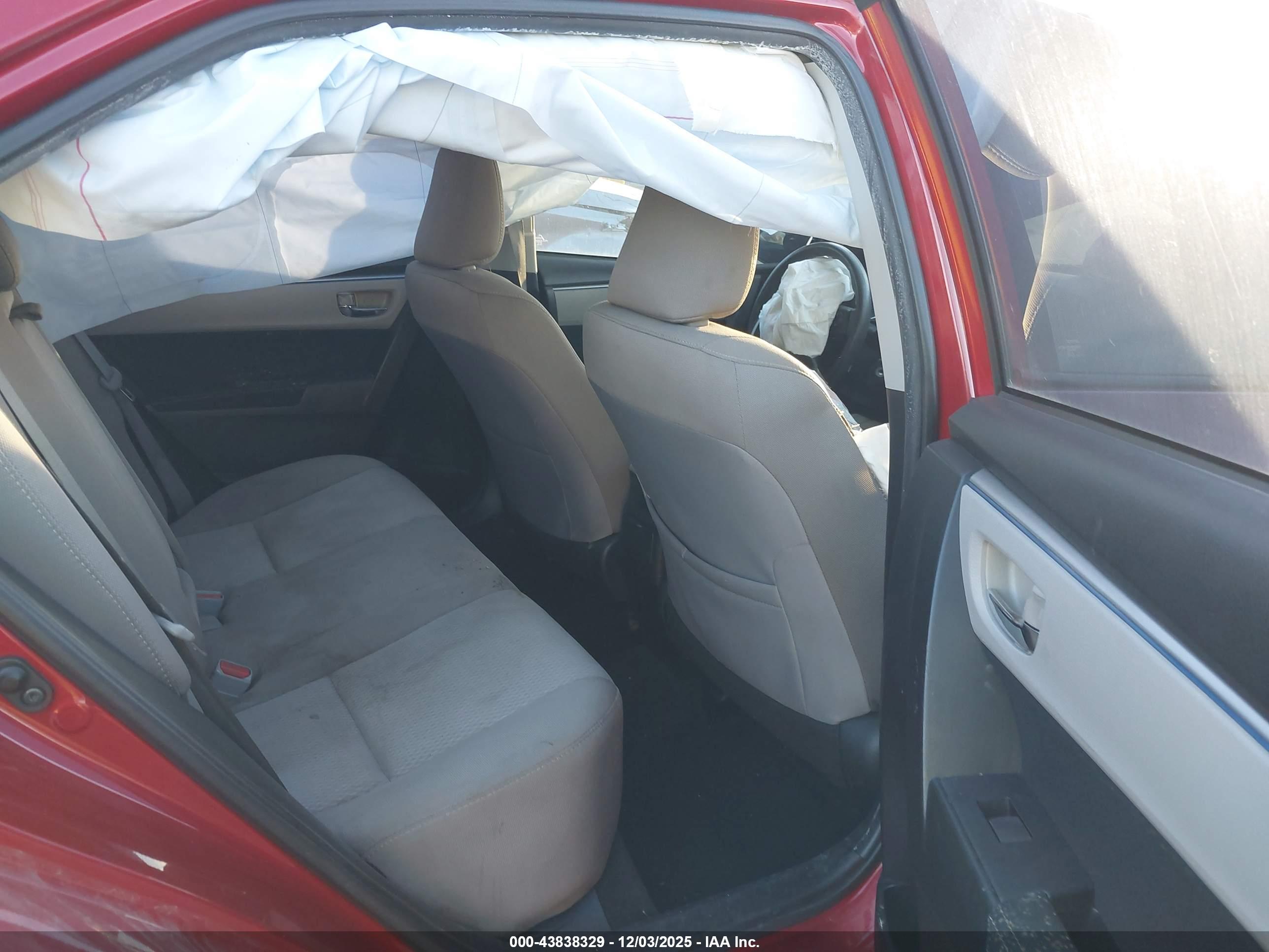 TOYOTA COROLLA image 8