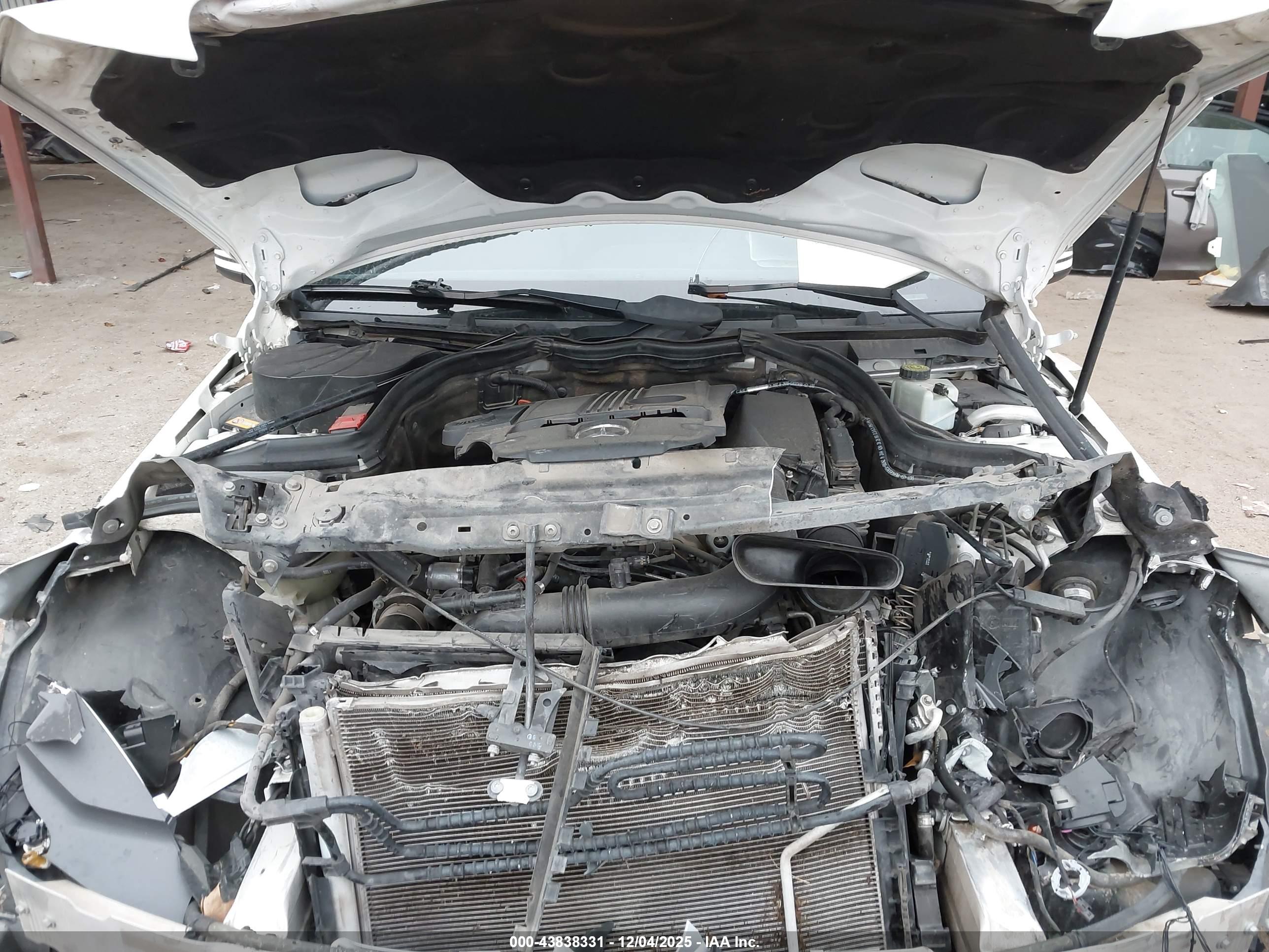 MERCEDES-BENZ C image 10