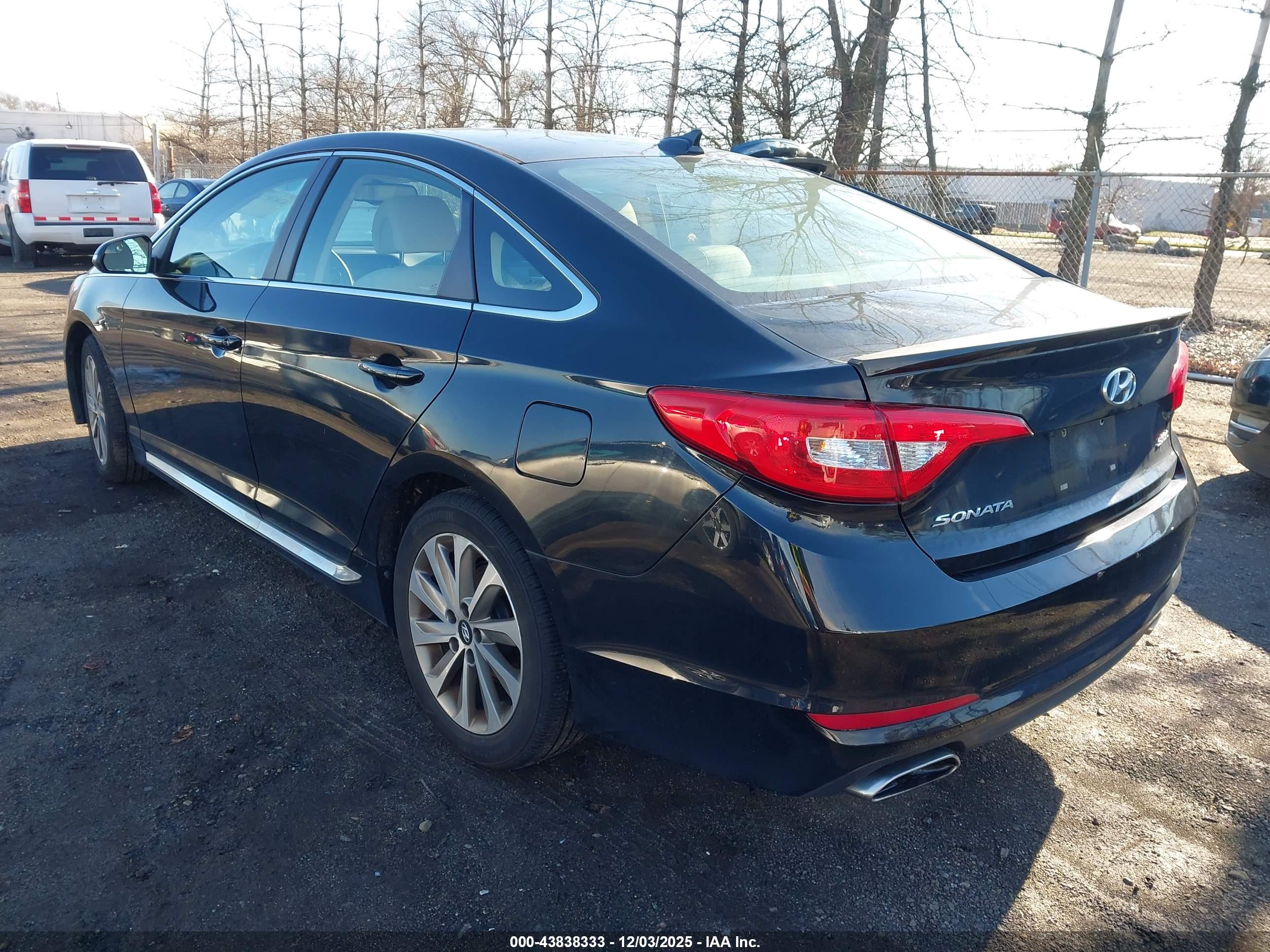 HYUNDAI SONATA image 3