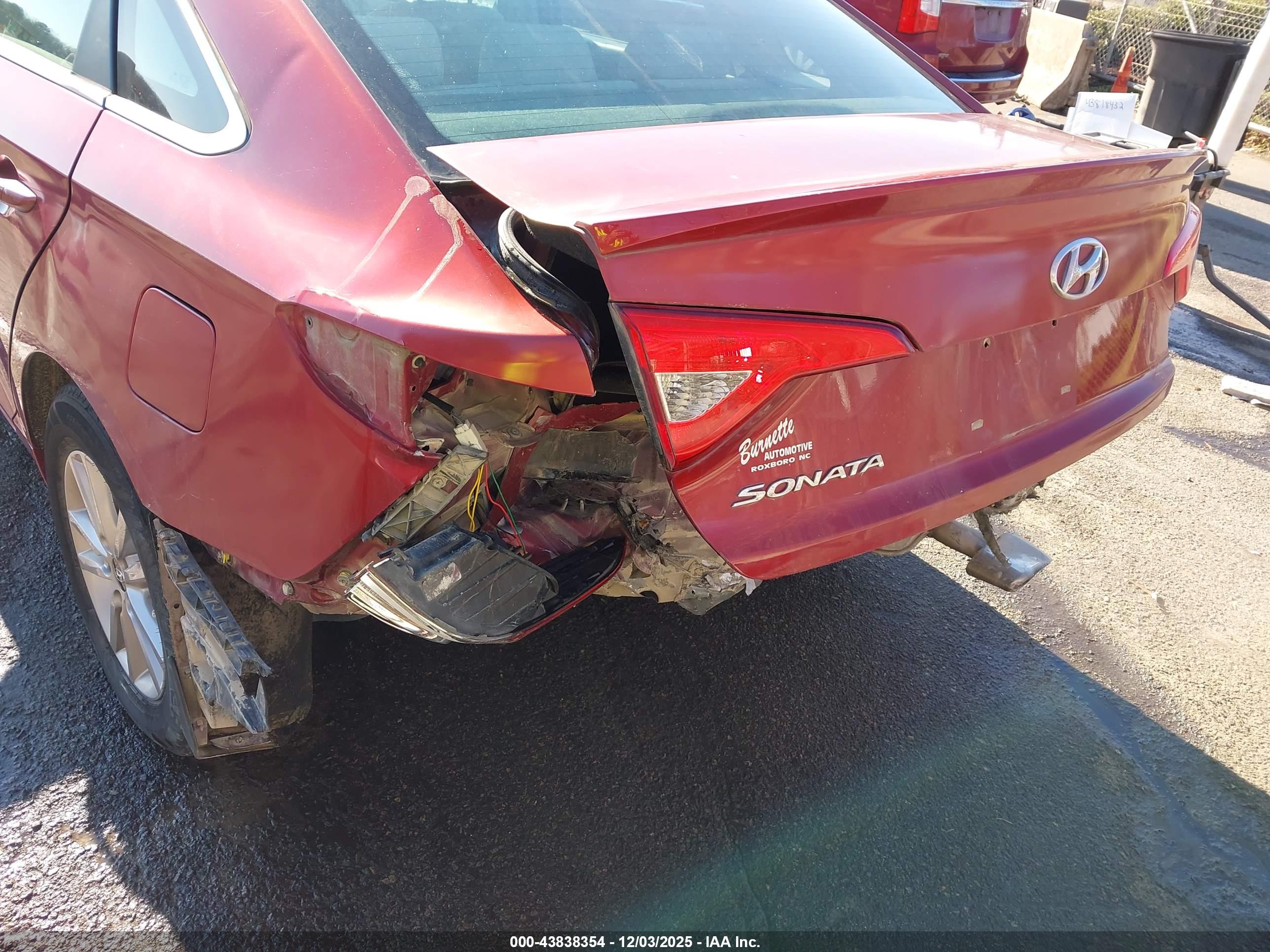 HYUNDAI SONATA image 6