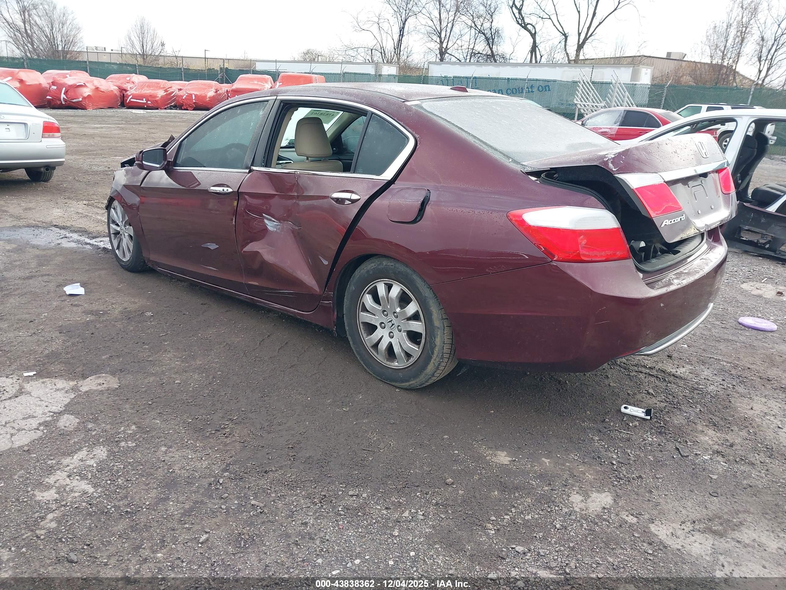 HONDA ACCORD image 3