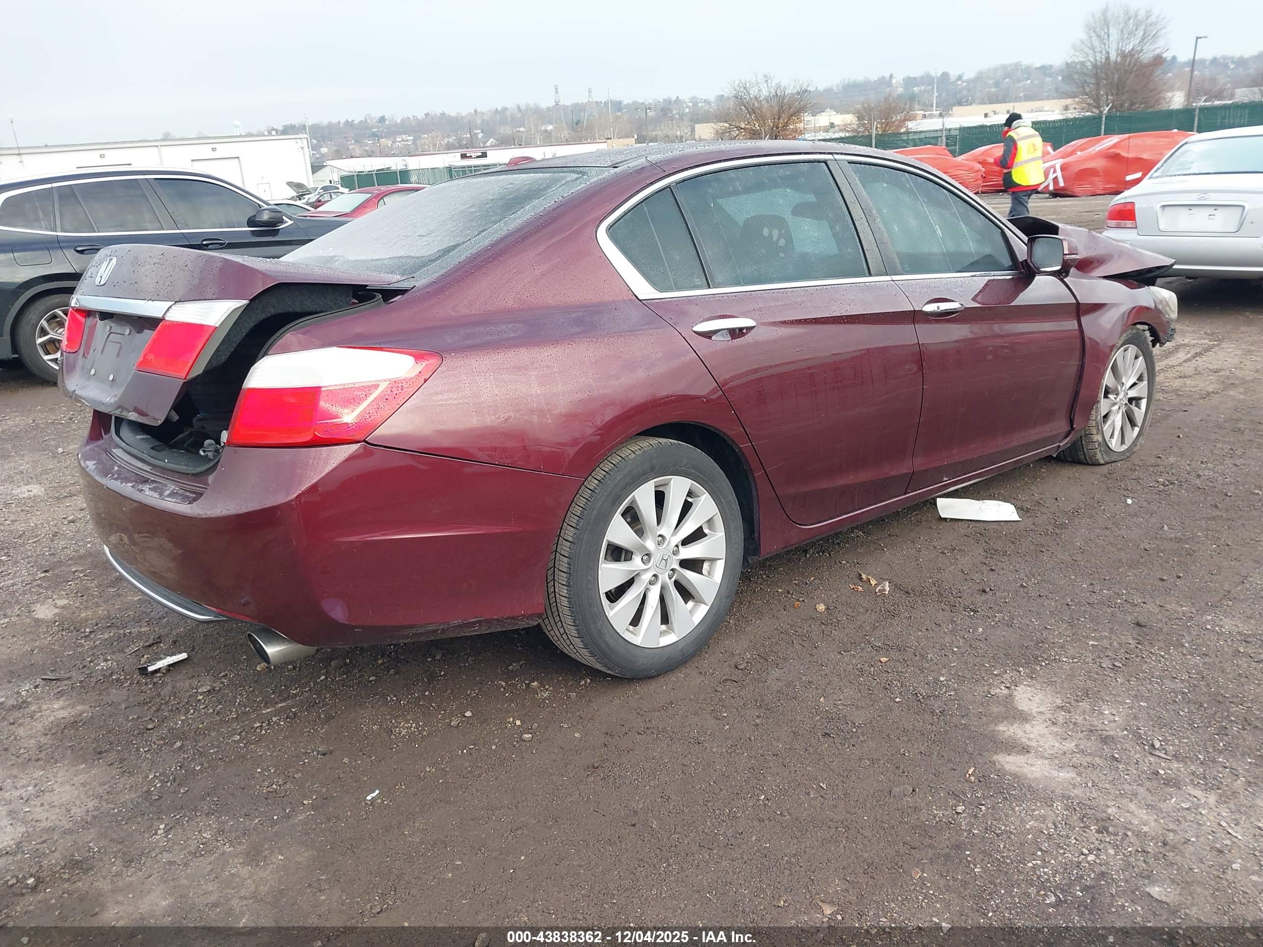 HONDA ACCORD image 4