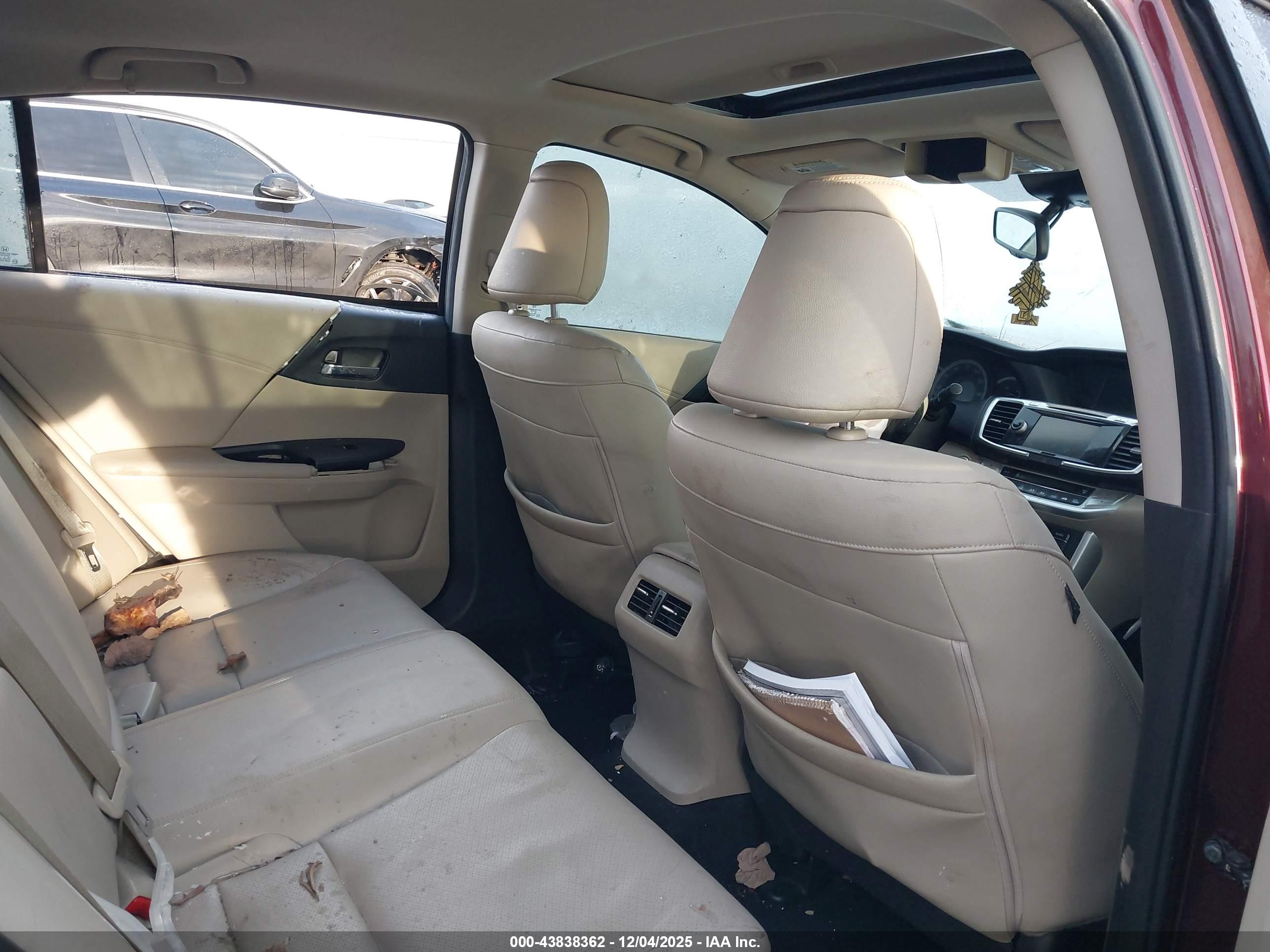 HONDA ACCORD image 8