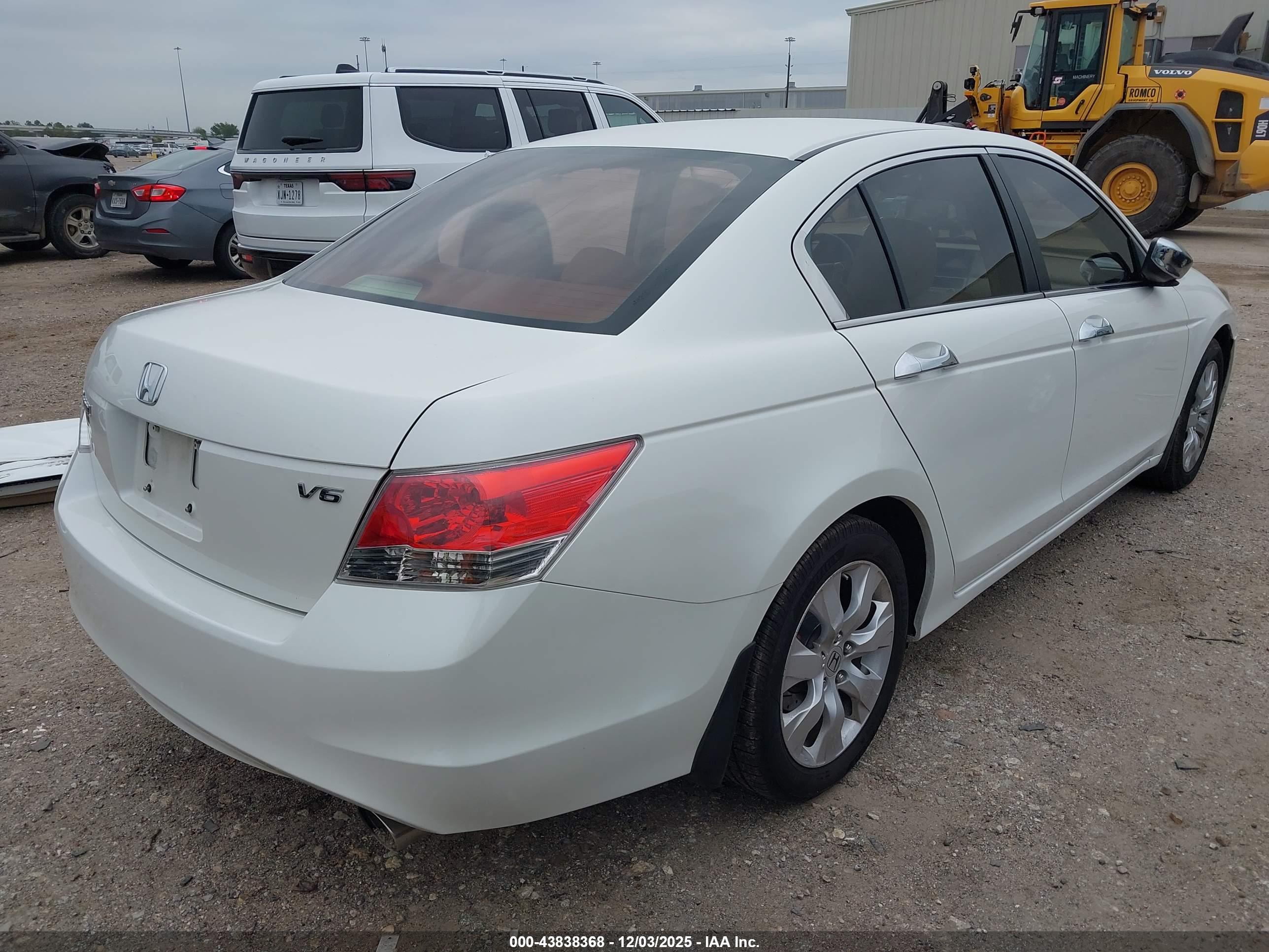 HONDA ACCORD image 4
