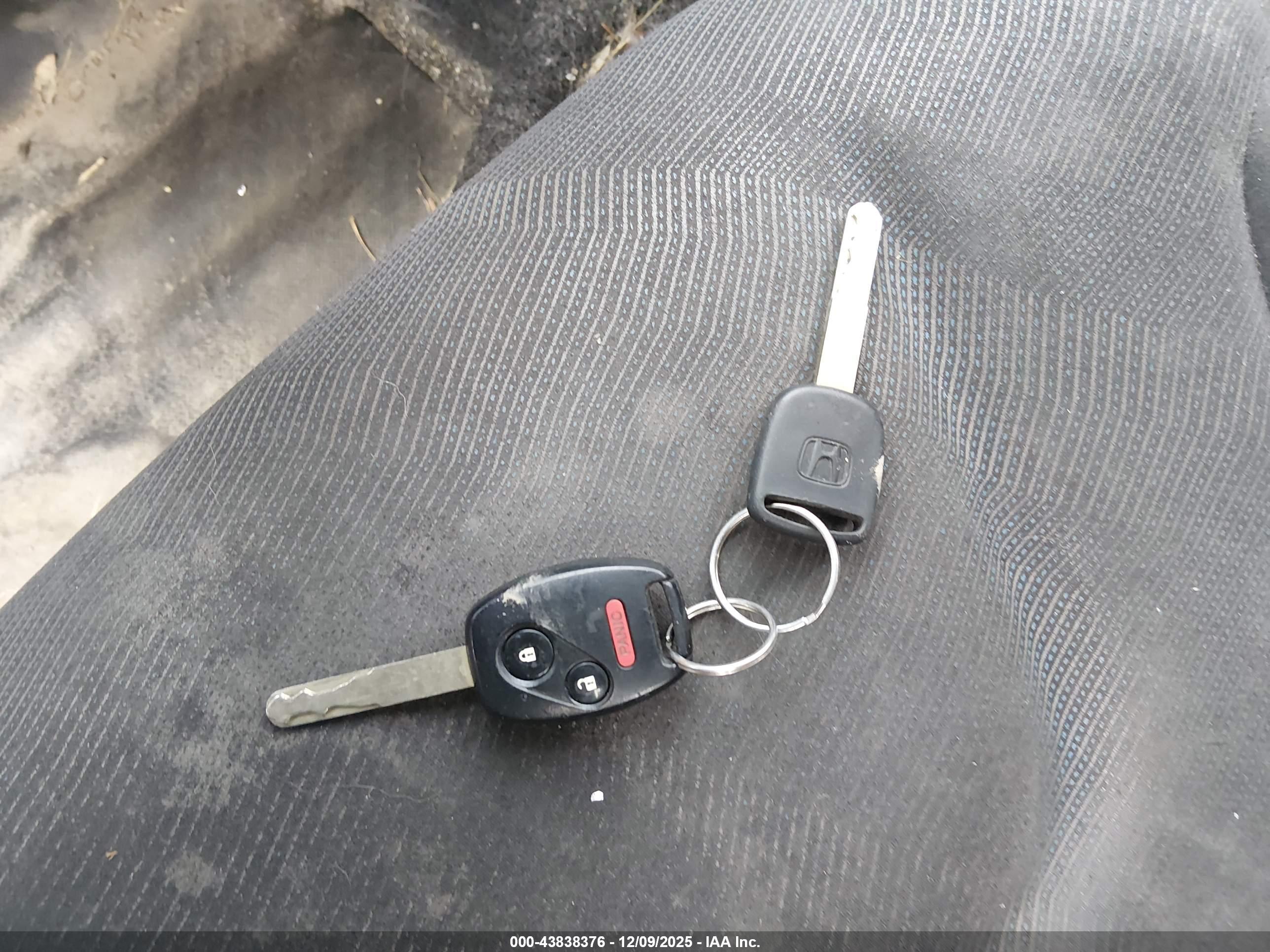 HONDA FIT image 11