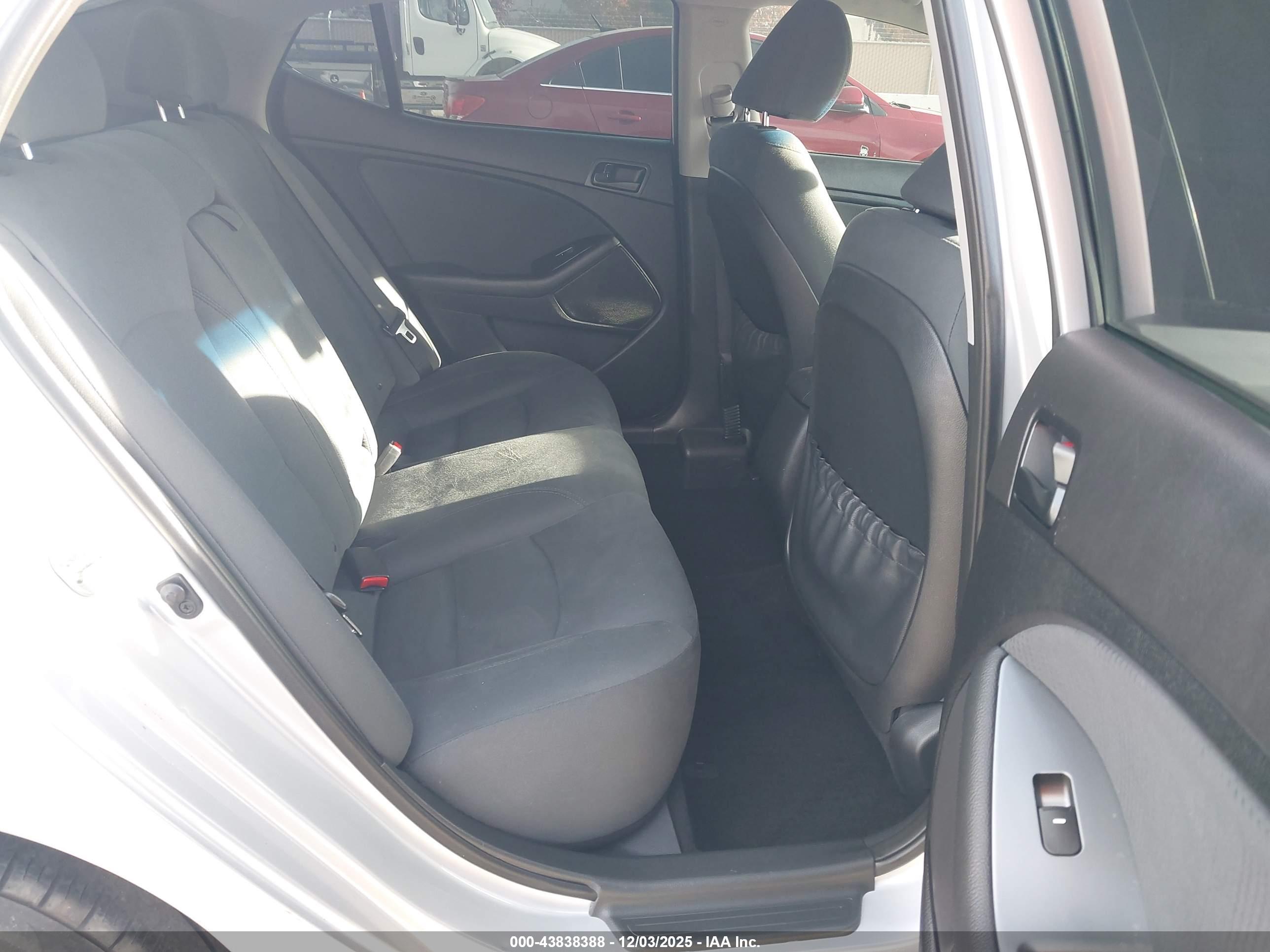 KIA OPTIMA image 8
