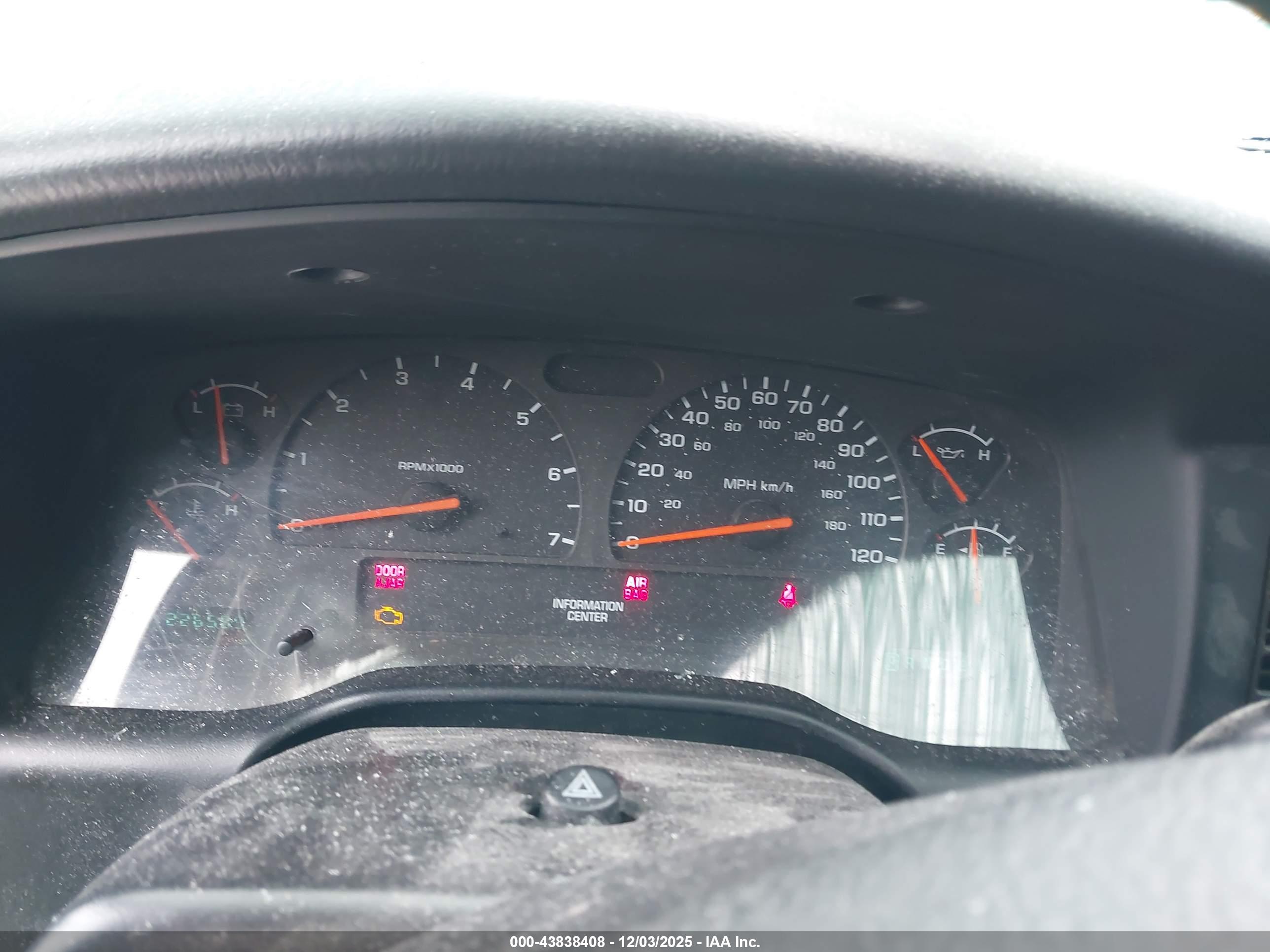 DODGE DAKOTA image 7