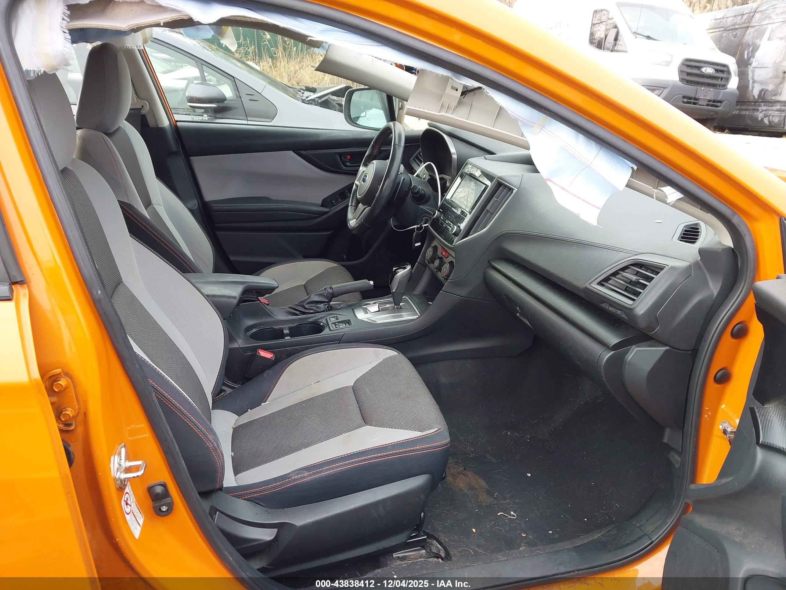 SUBARU CROSSTREK image 5