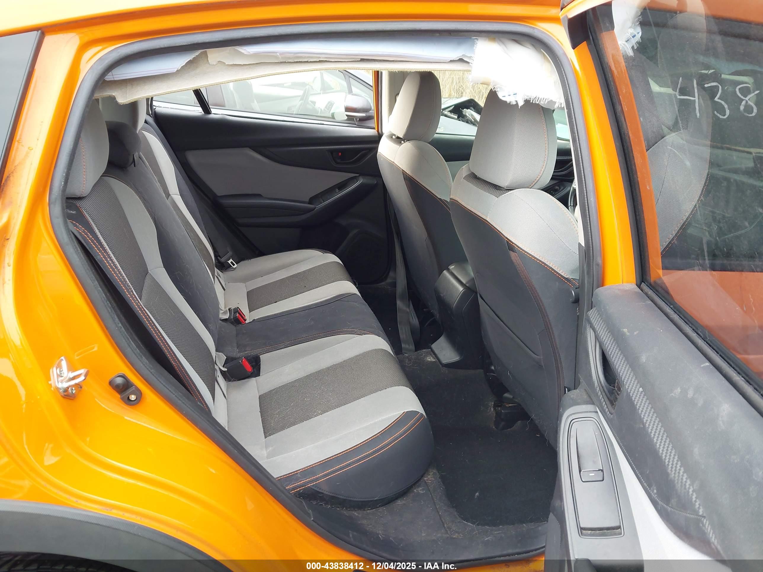 SUBARU CROSSTREK image 8
