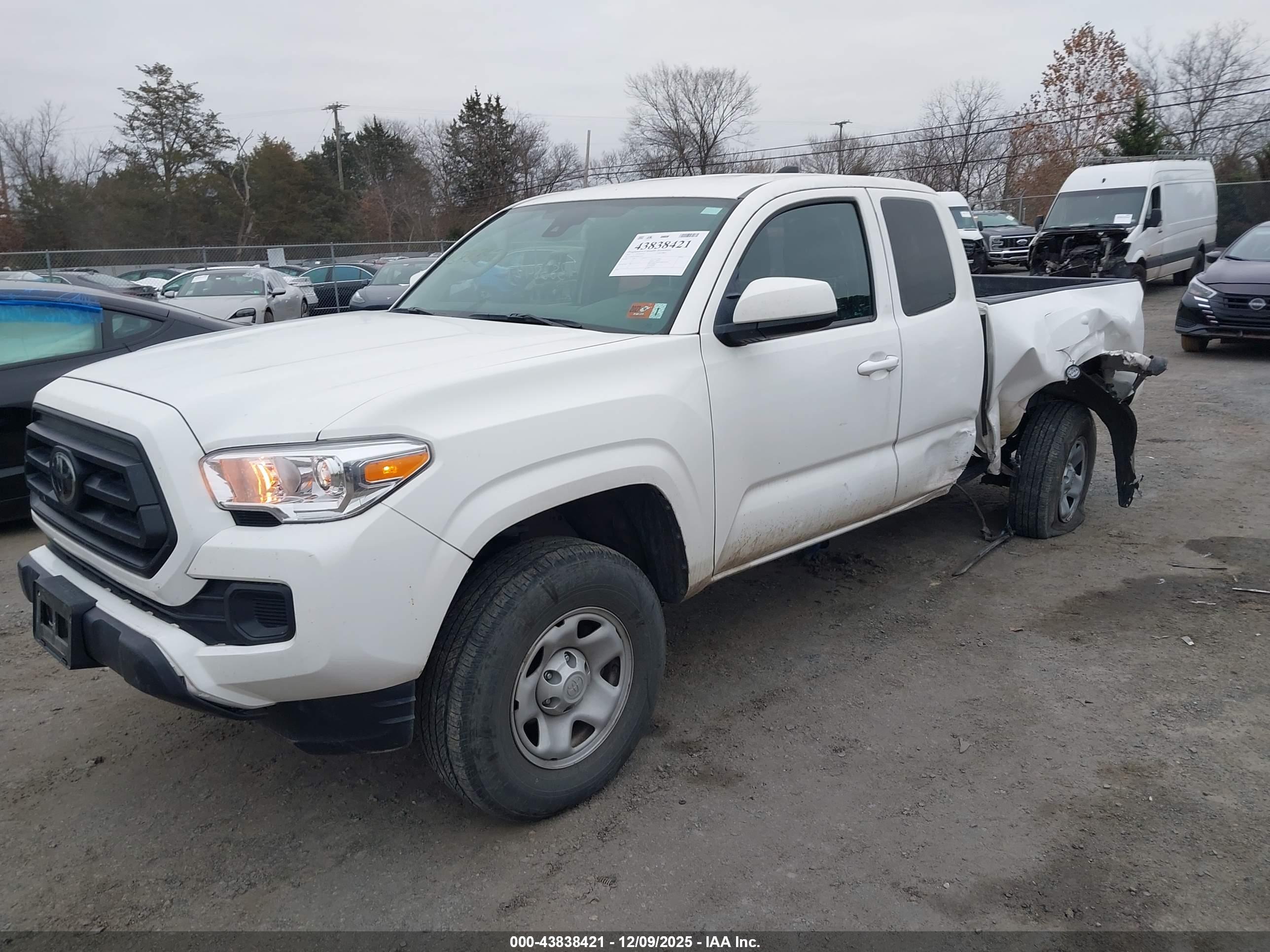 TOYOTA TACOMA image 2