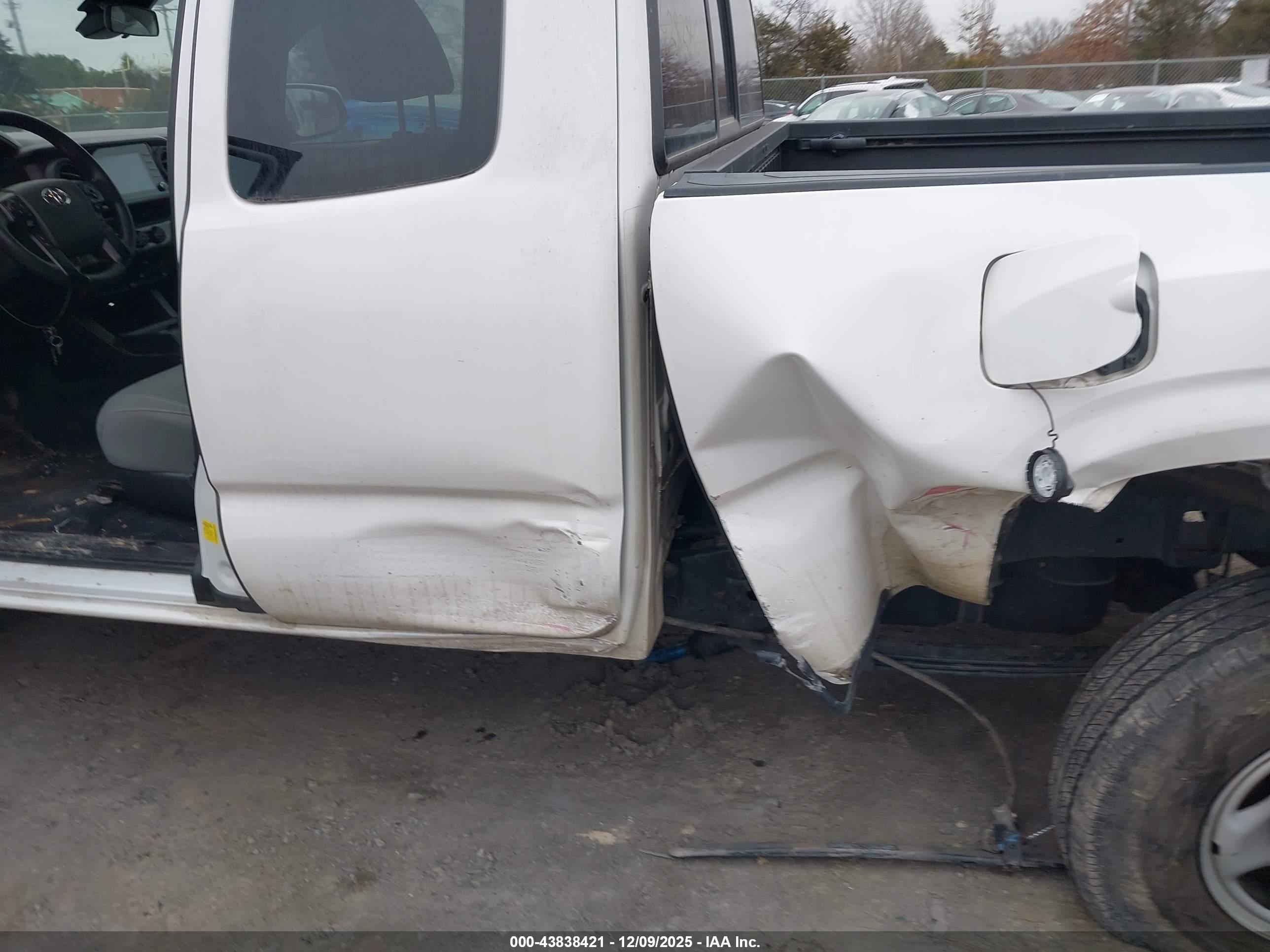 TOYOTA TACOMA image 6