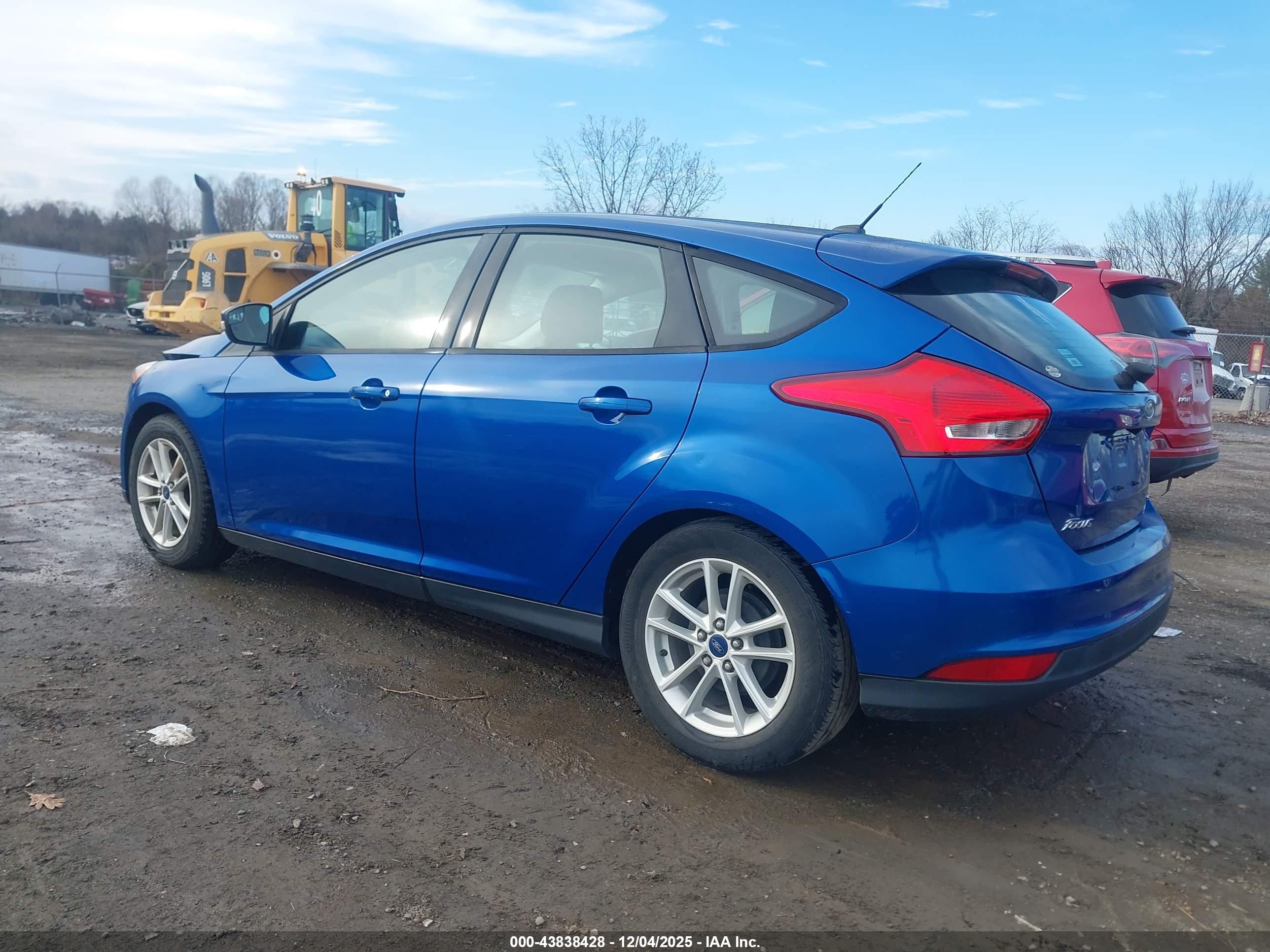FORD FOCUS image 3