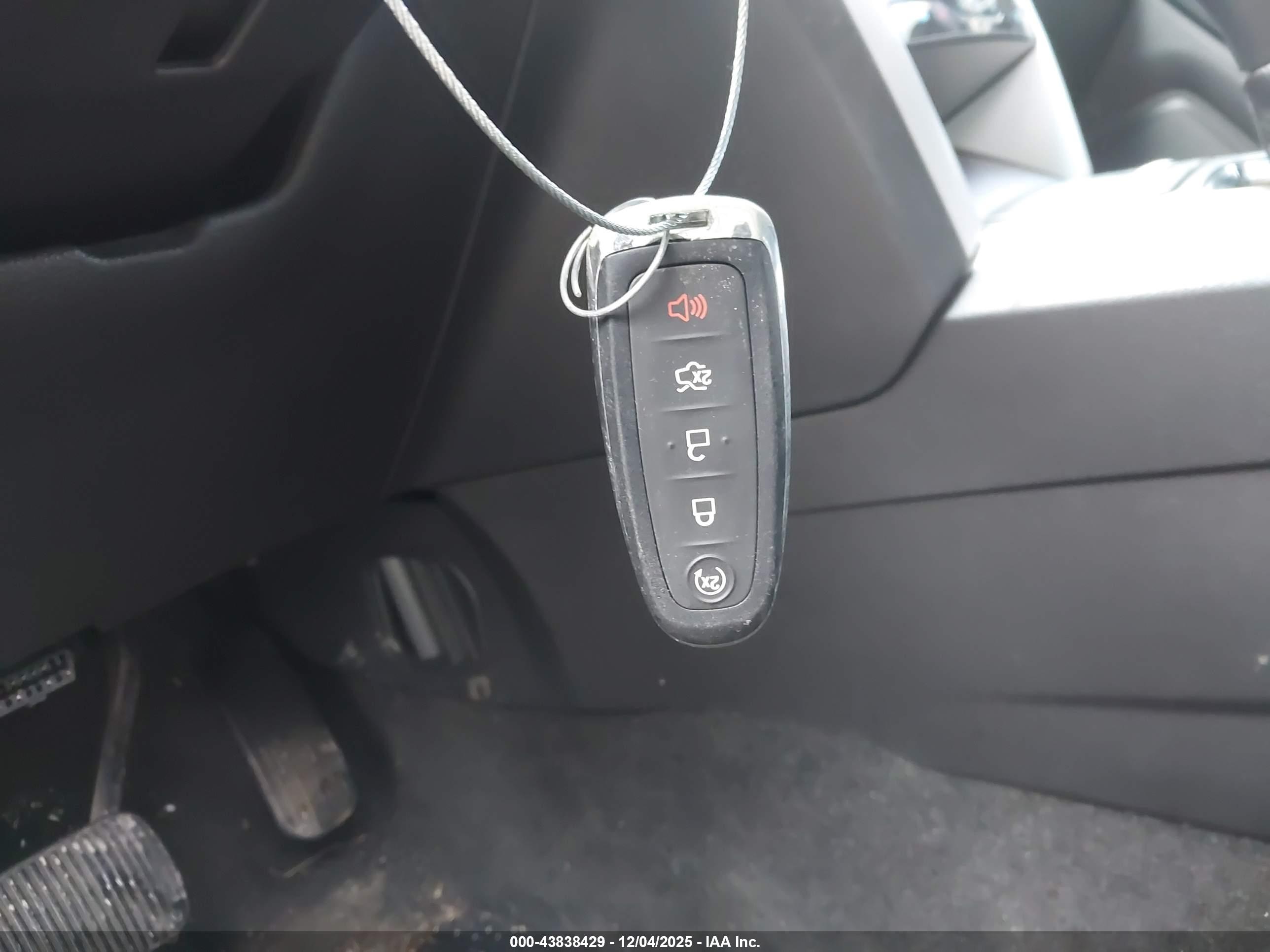 FORD EXPLORER image 11