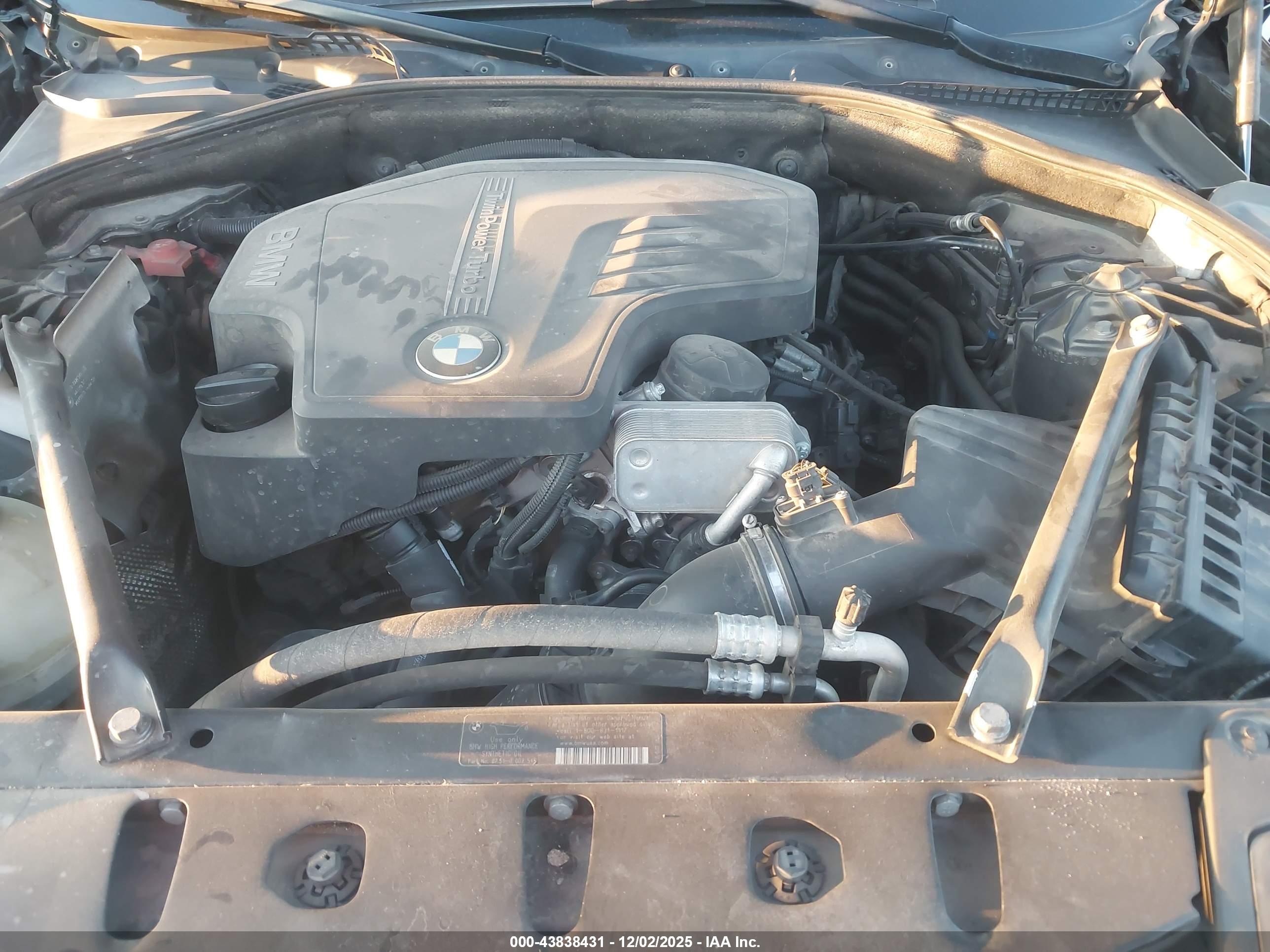 BMW 528I image 10
