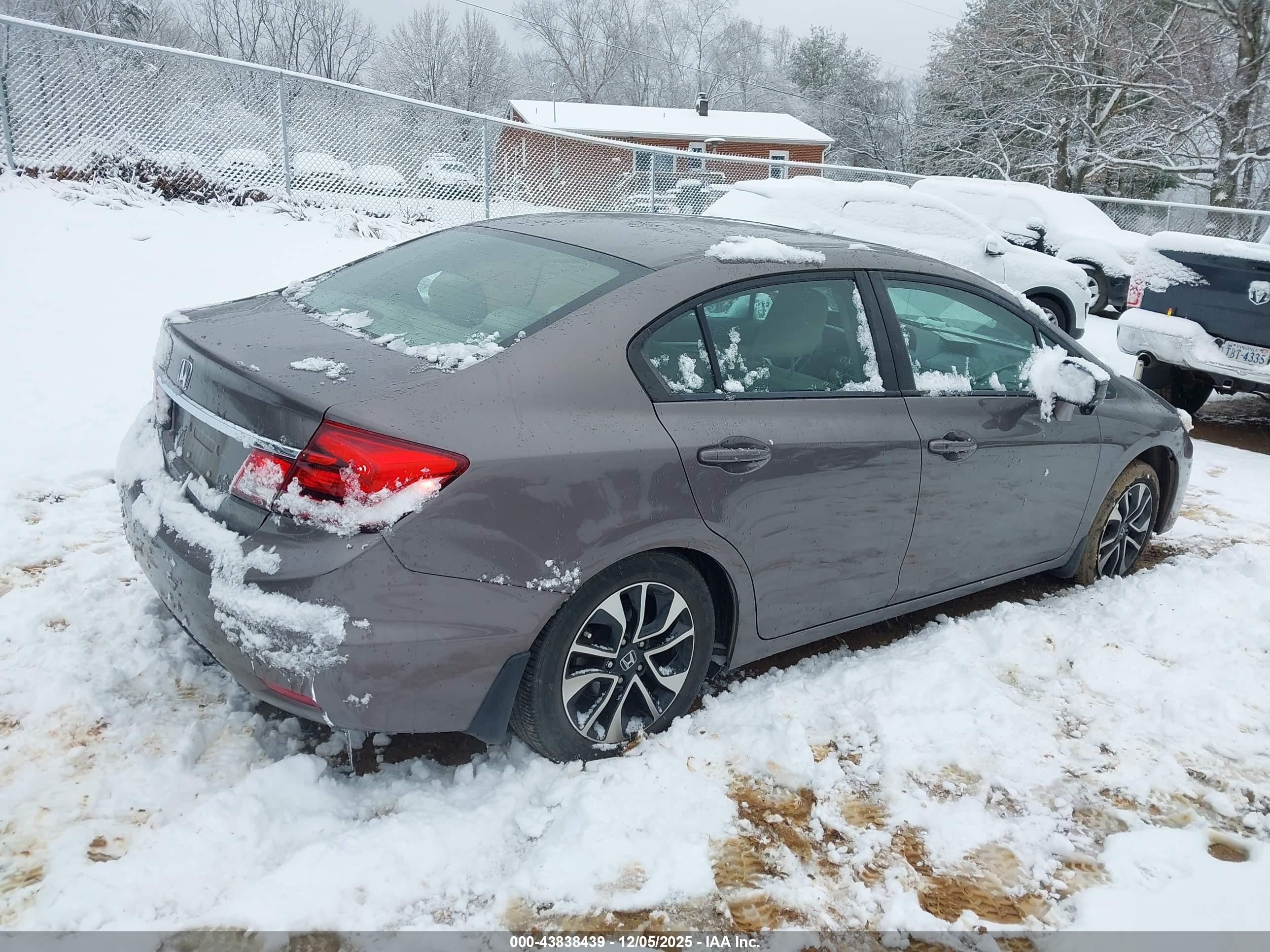 HONDA CIVIC image 4