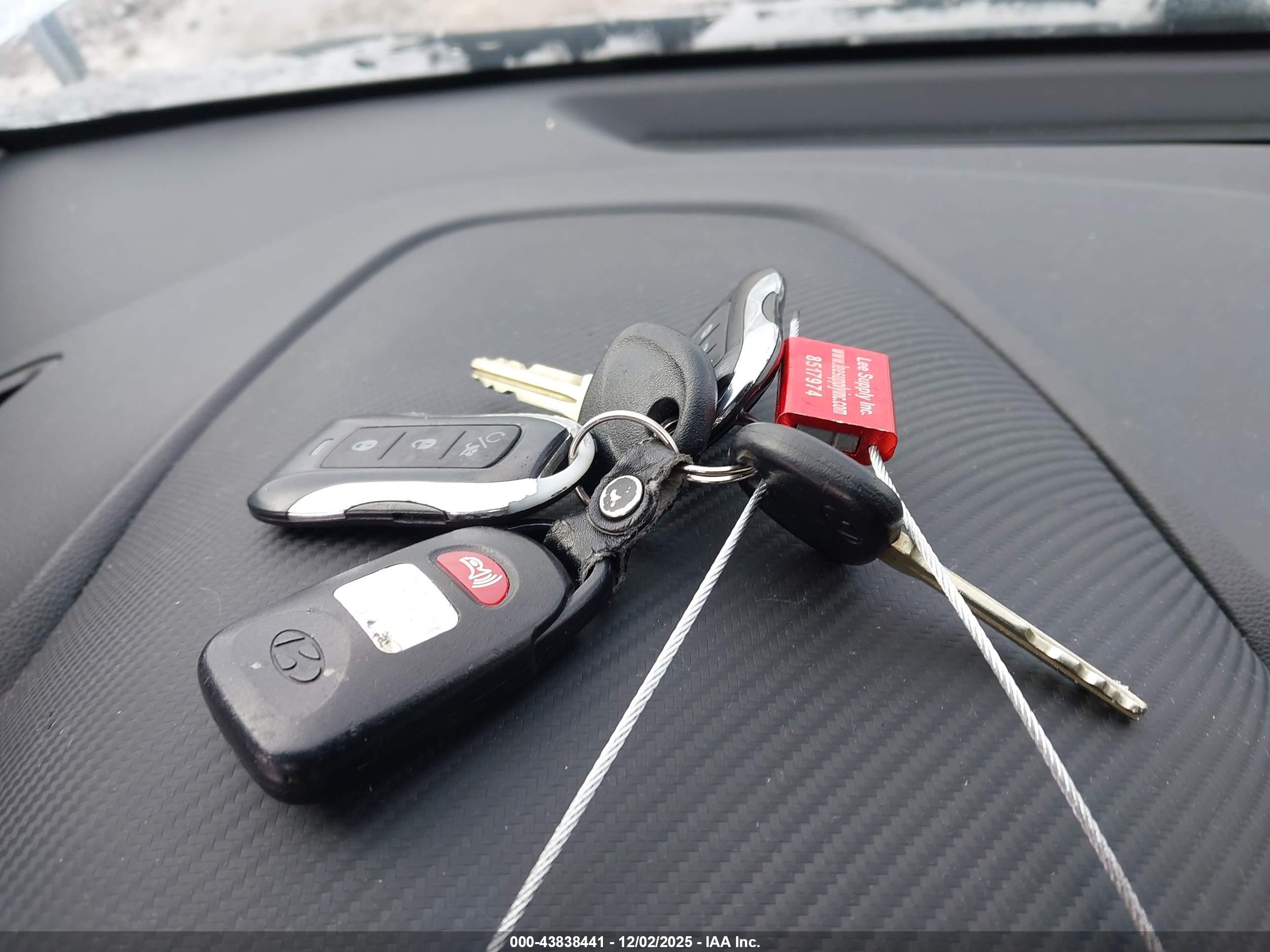 HYUNDAI ELANTRA image 11