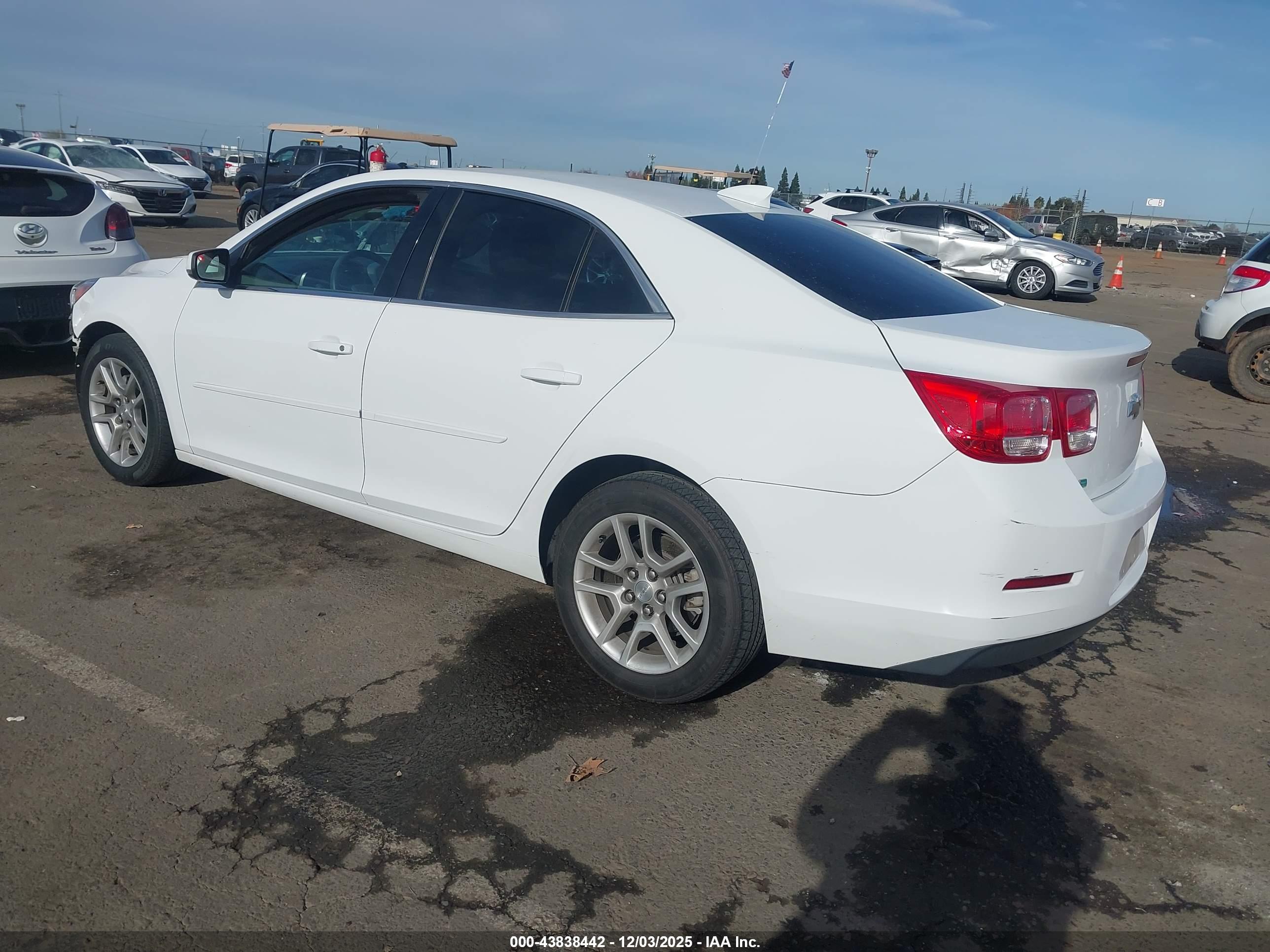CHEVROLET MALIBU image 3