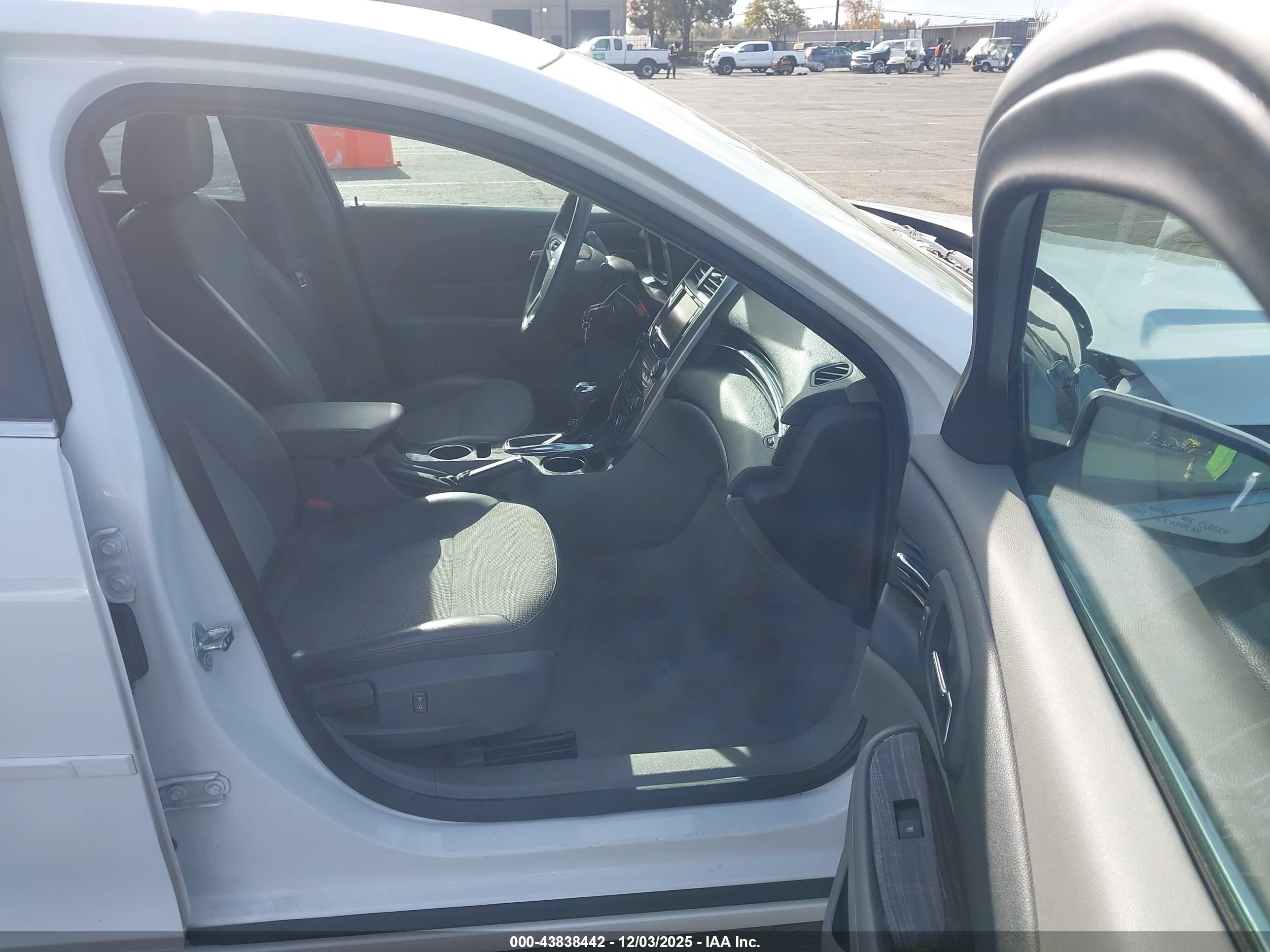 CHEVROLET MALIBU image 5